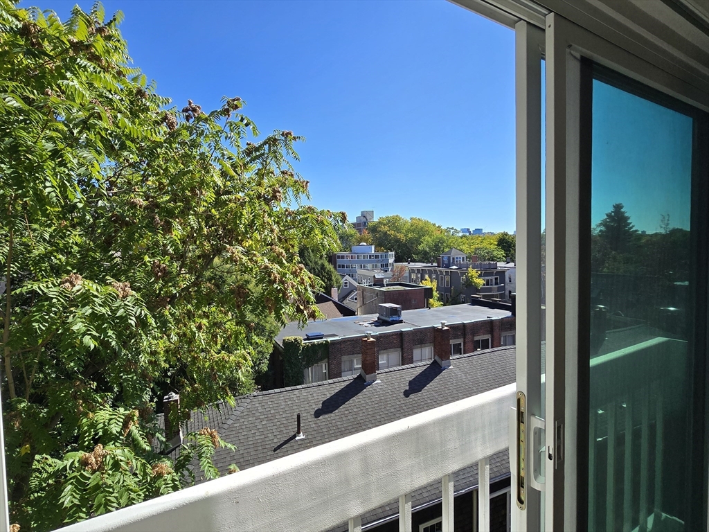 950 Massachusetts Ave # 314