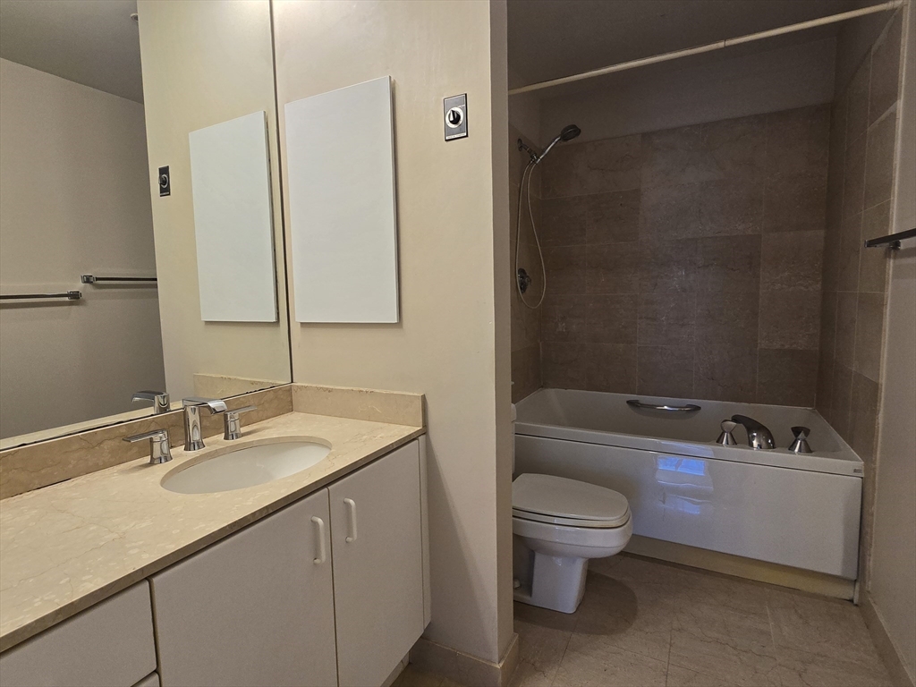 6 Canal Park # 708