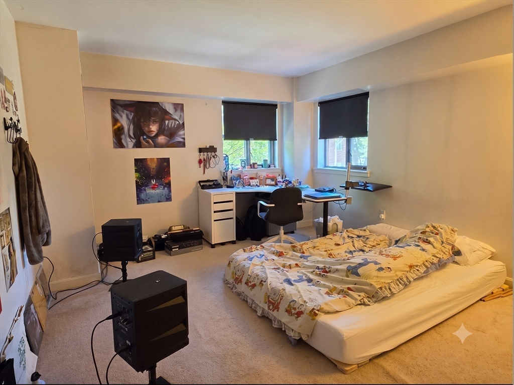 931 Massachusetts Ave # 303