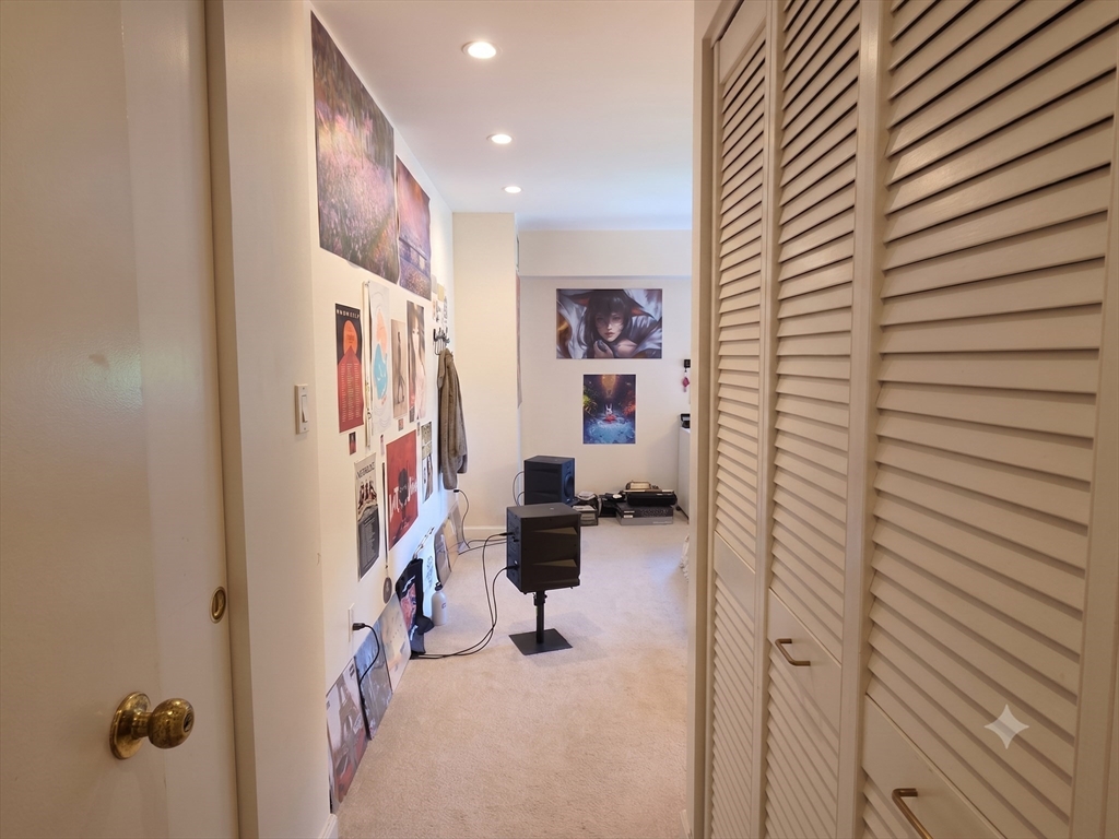 931 Massachusetts Ave # 303