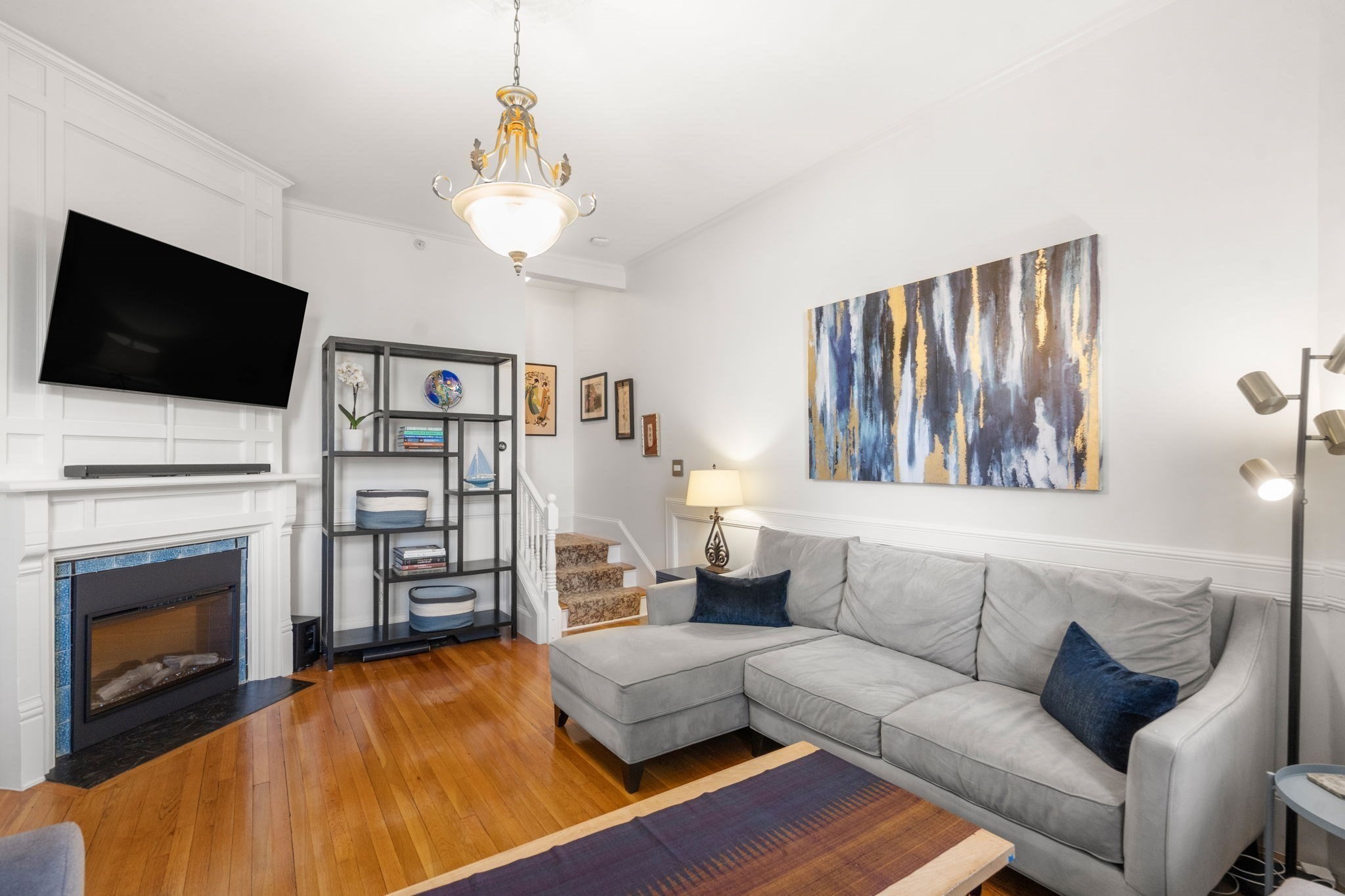 105 Pleasant St # 2