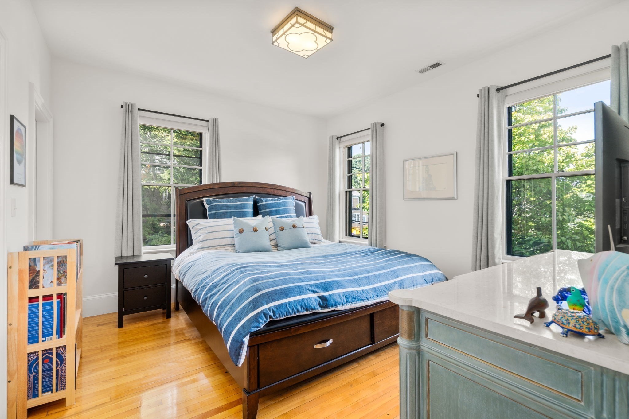 105 Pleasant St # 2