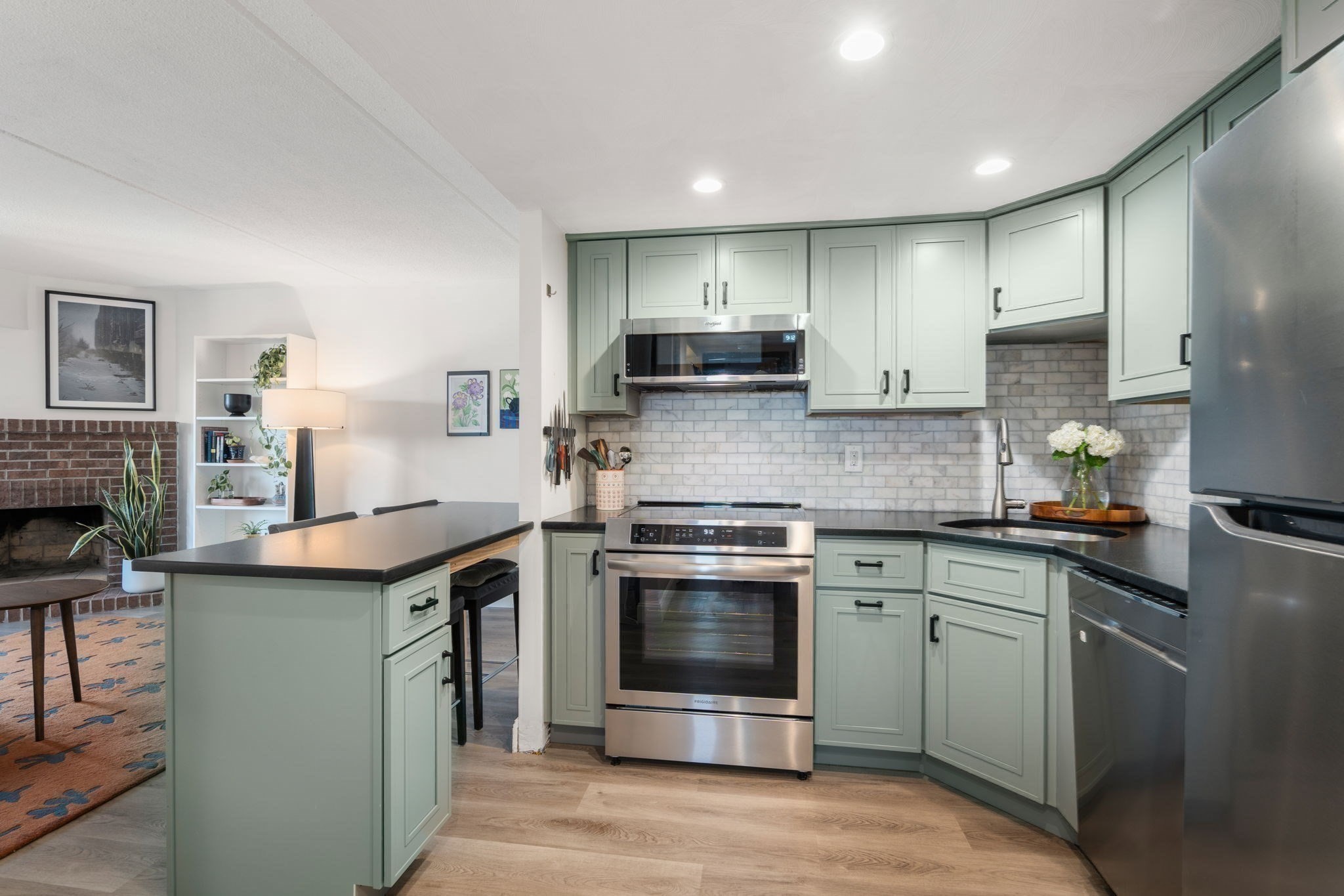 390 Broadway # 54