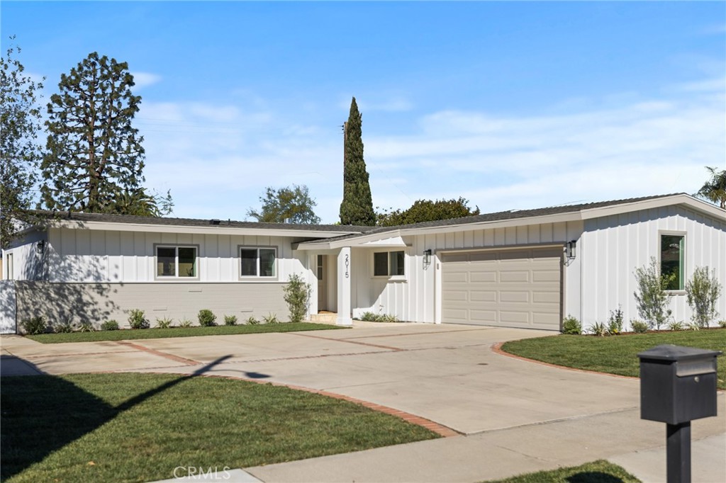 2015 Aliso Avenue