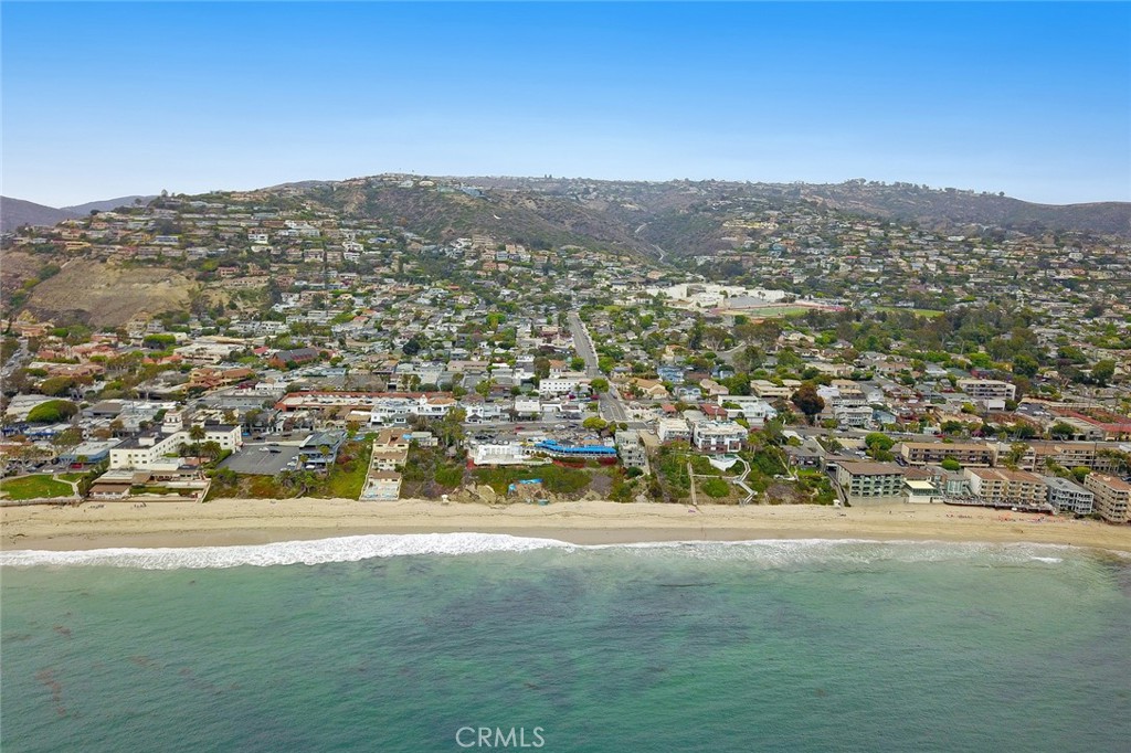 618 S Coast Highway