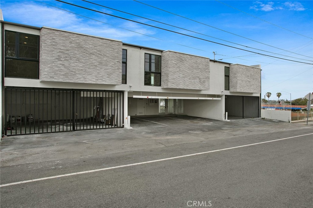 618 S Coast Highway