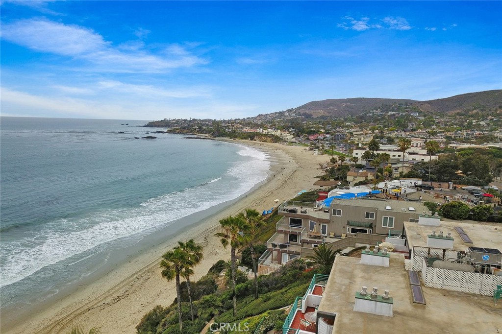 618 S Coast Highway