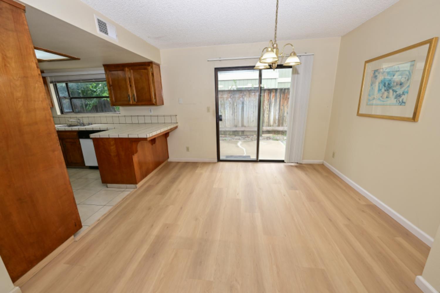 4718 E Alamos Avenue # 105