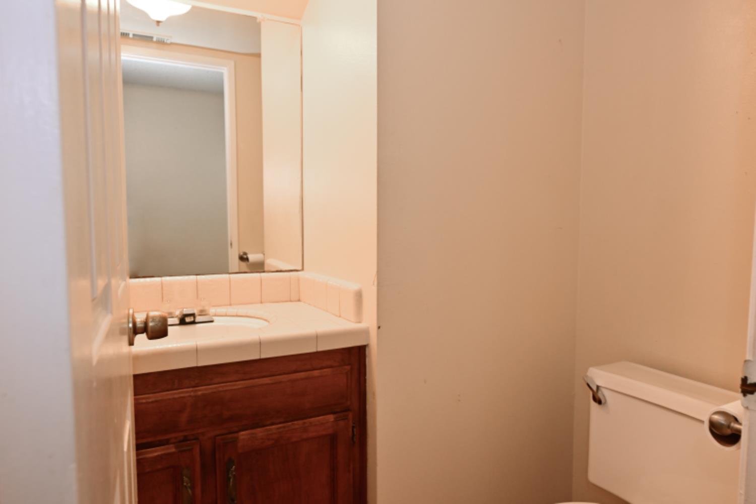 4718 E Alamos Avenue # 105