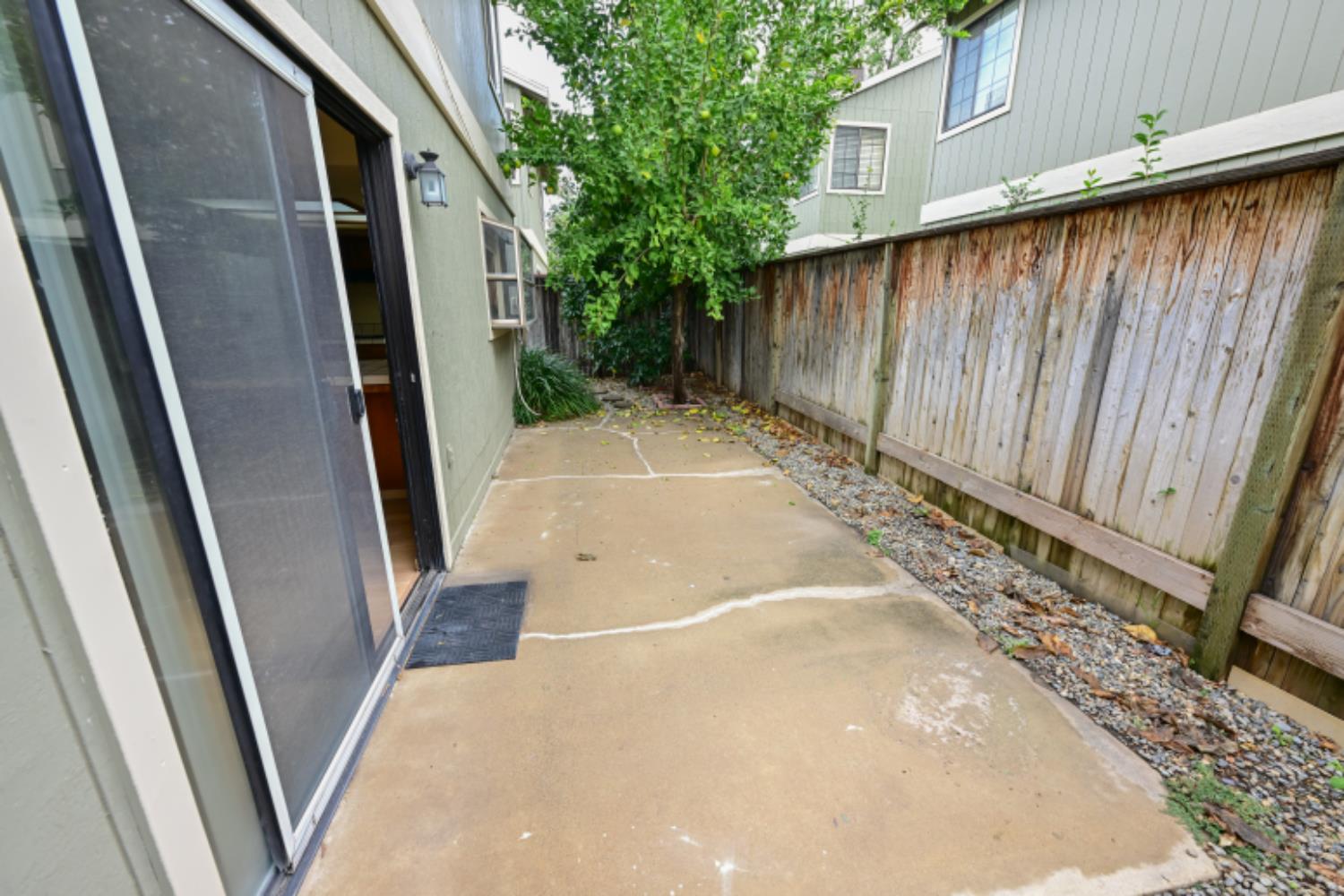 4718 E Alamos Avenue # 105