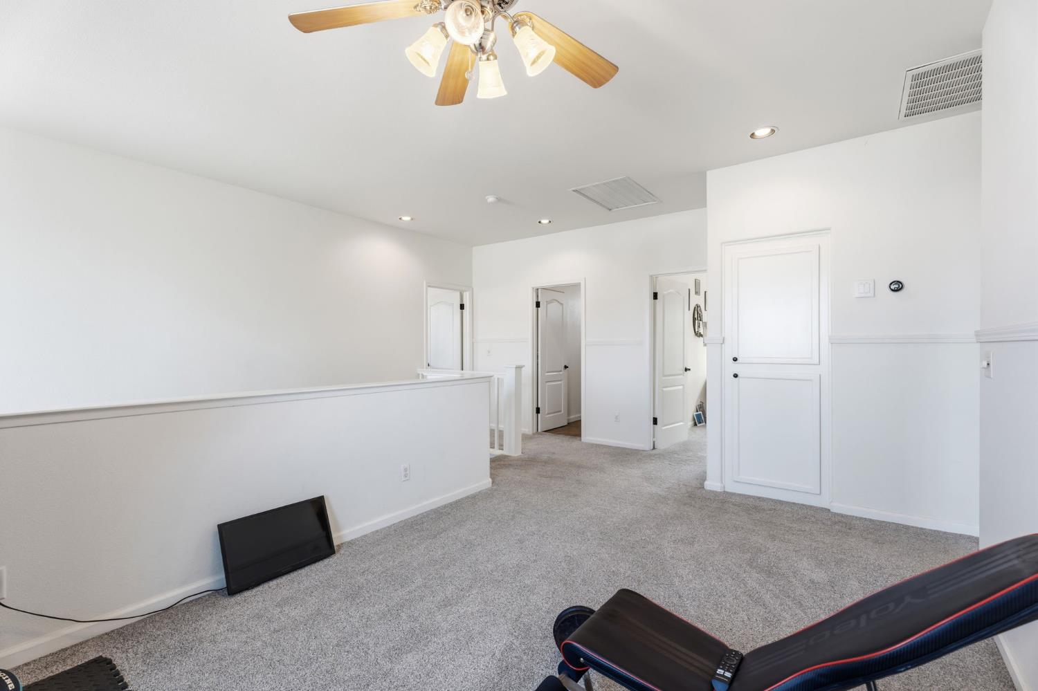 2613 Applegate Avenue