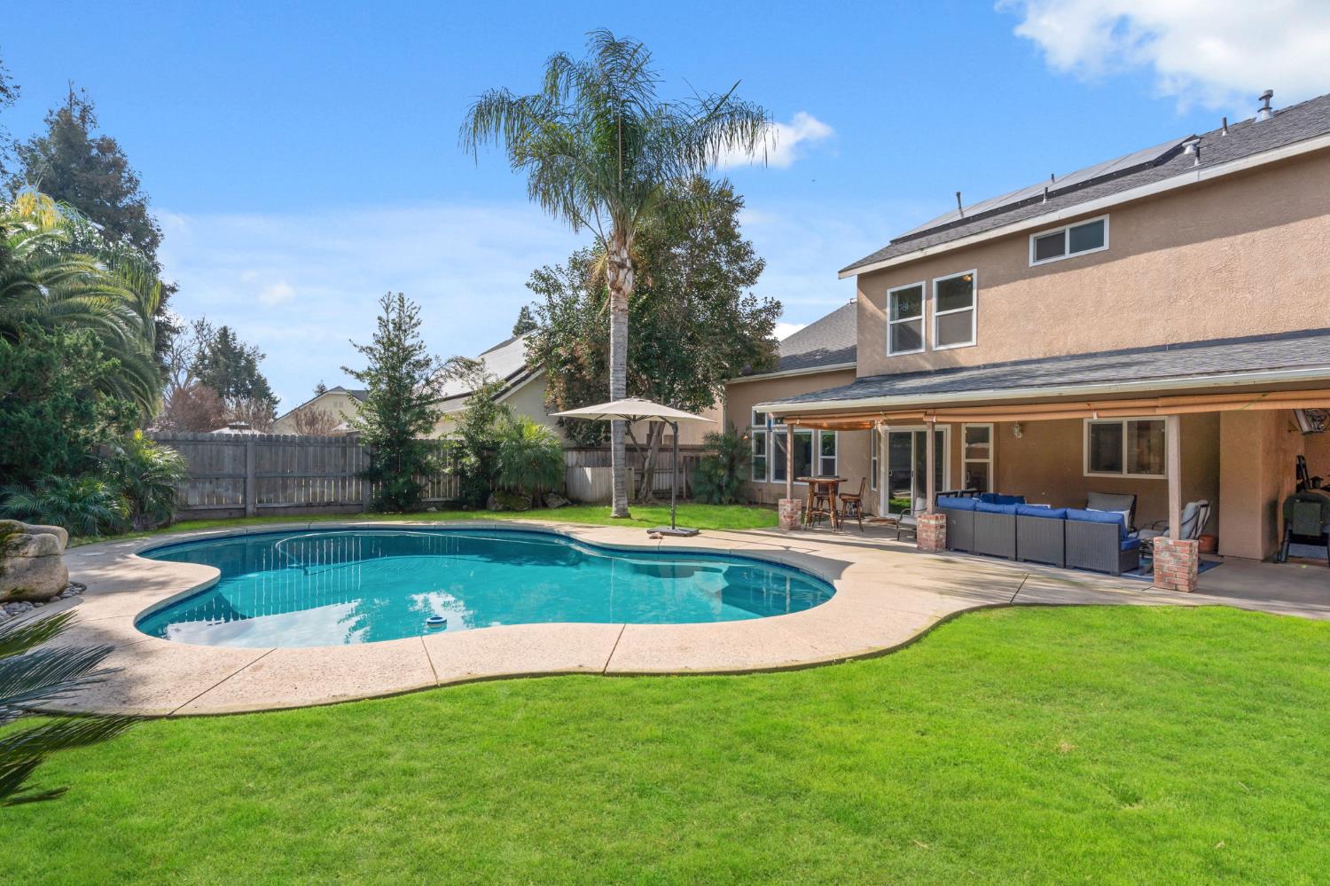 2613 Applegate Avenue