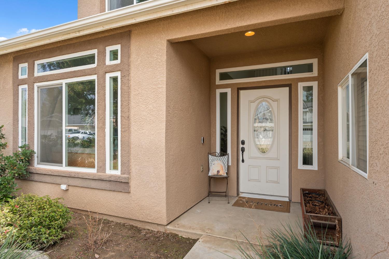 2613 Applegate Avenue