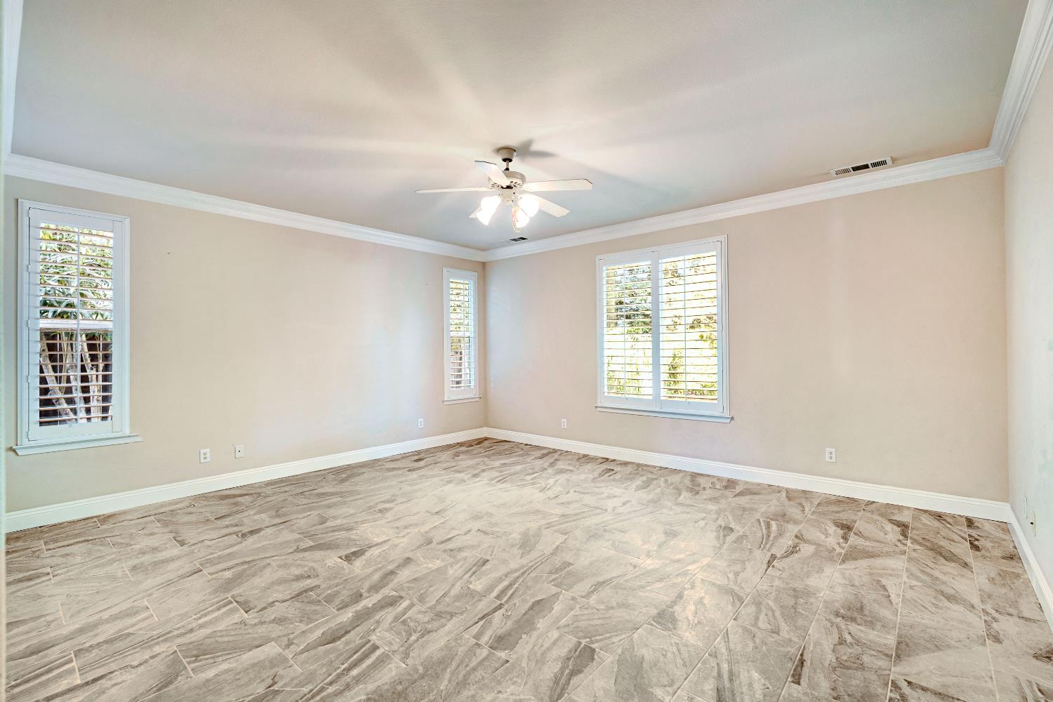 10547 N Laurel Valley Drive