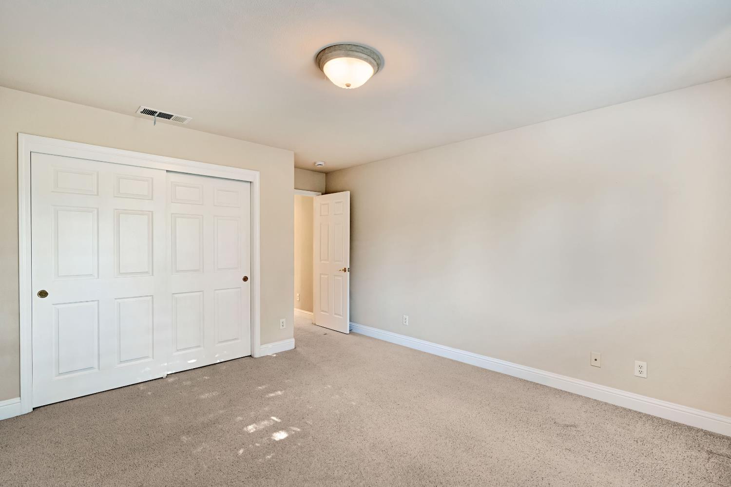 10547 N Laurel Valley Drive