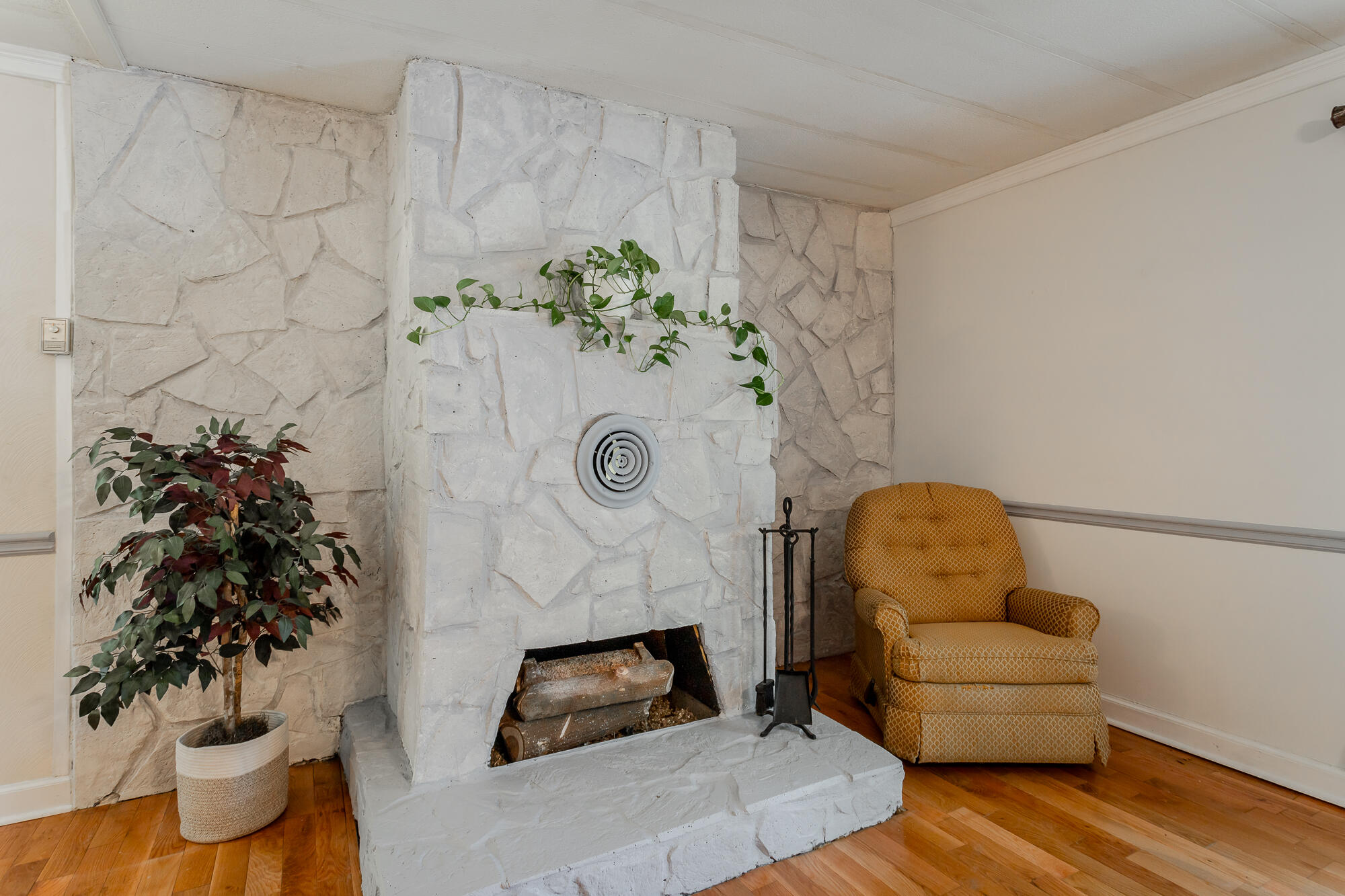 5901 Levi Road
