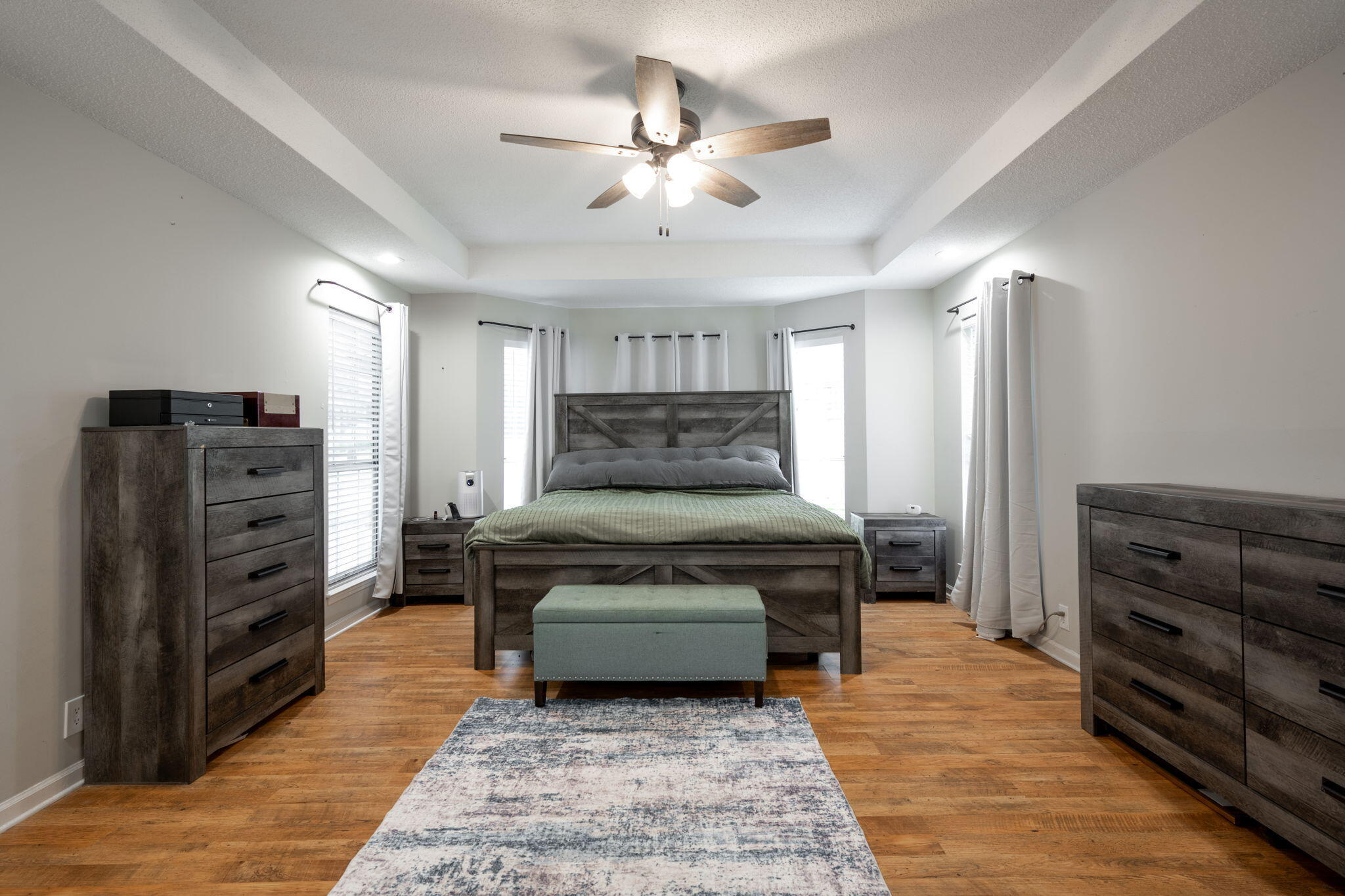 2543 W Wind Drive