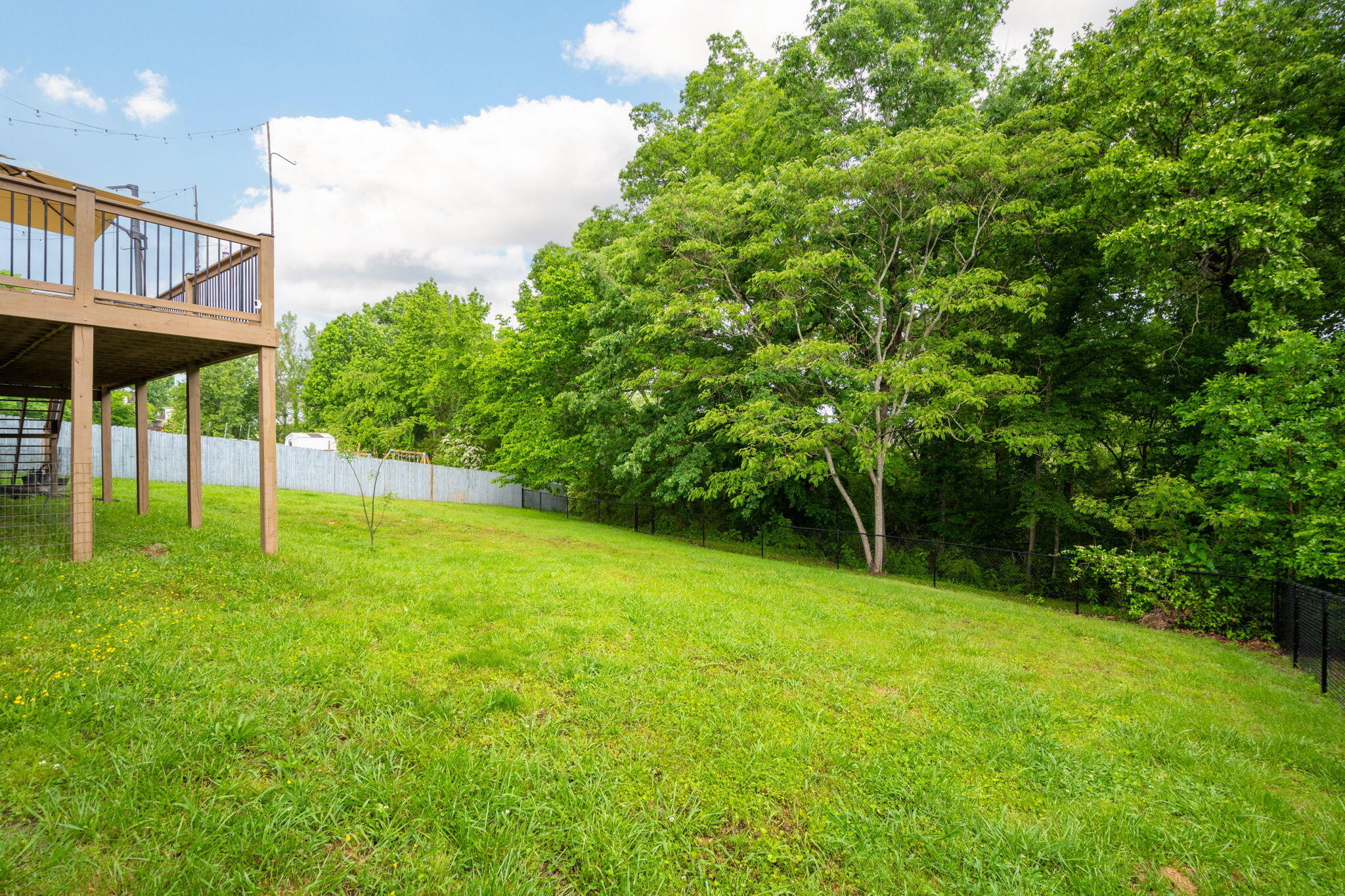 2543 W Wind Drive