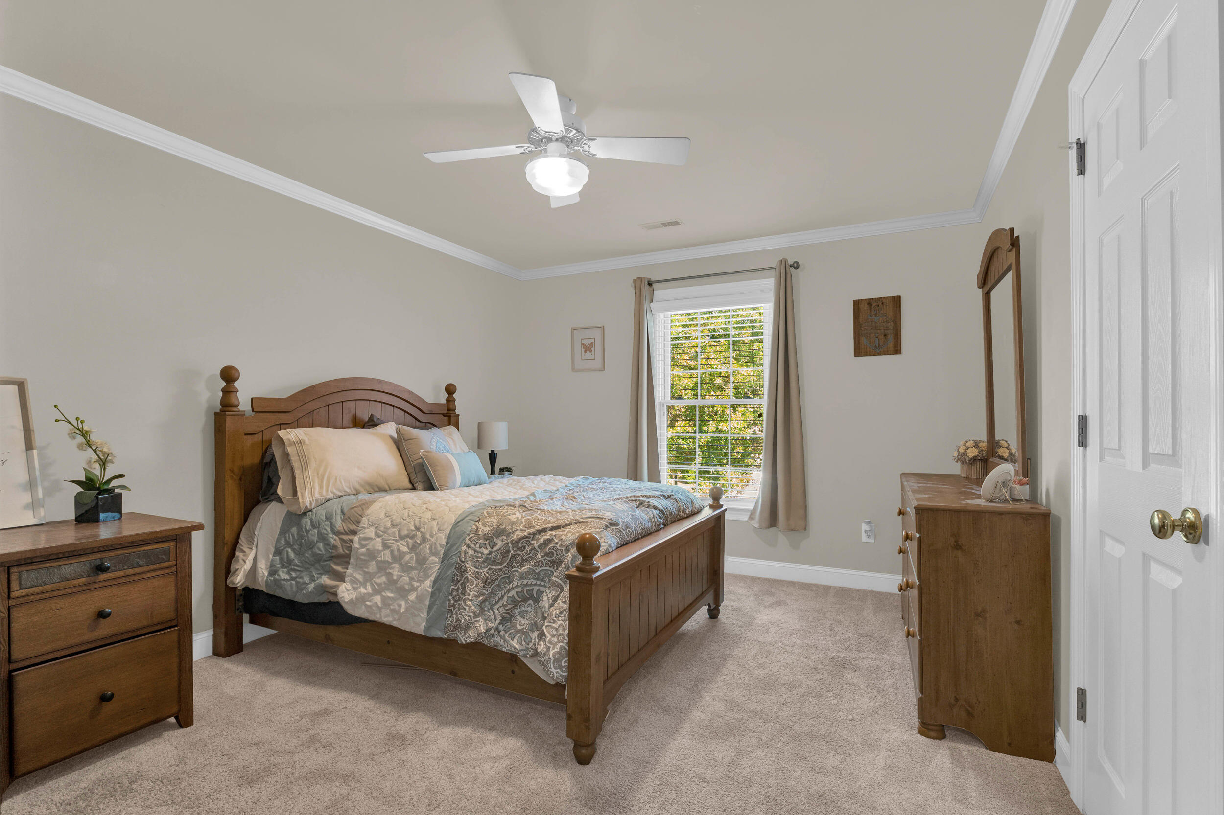 1977 Turnberry Circle
