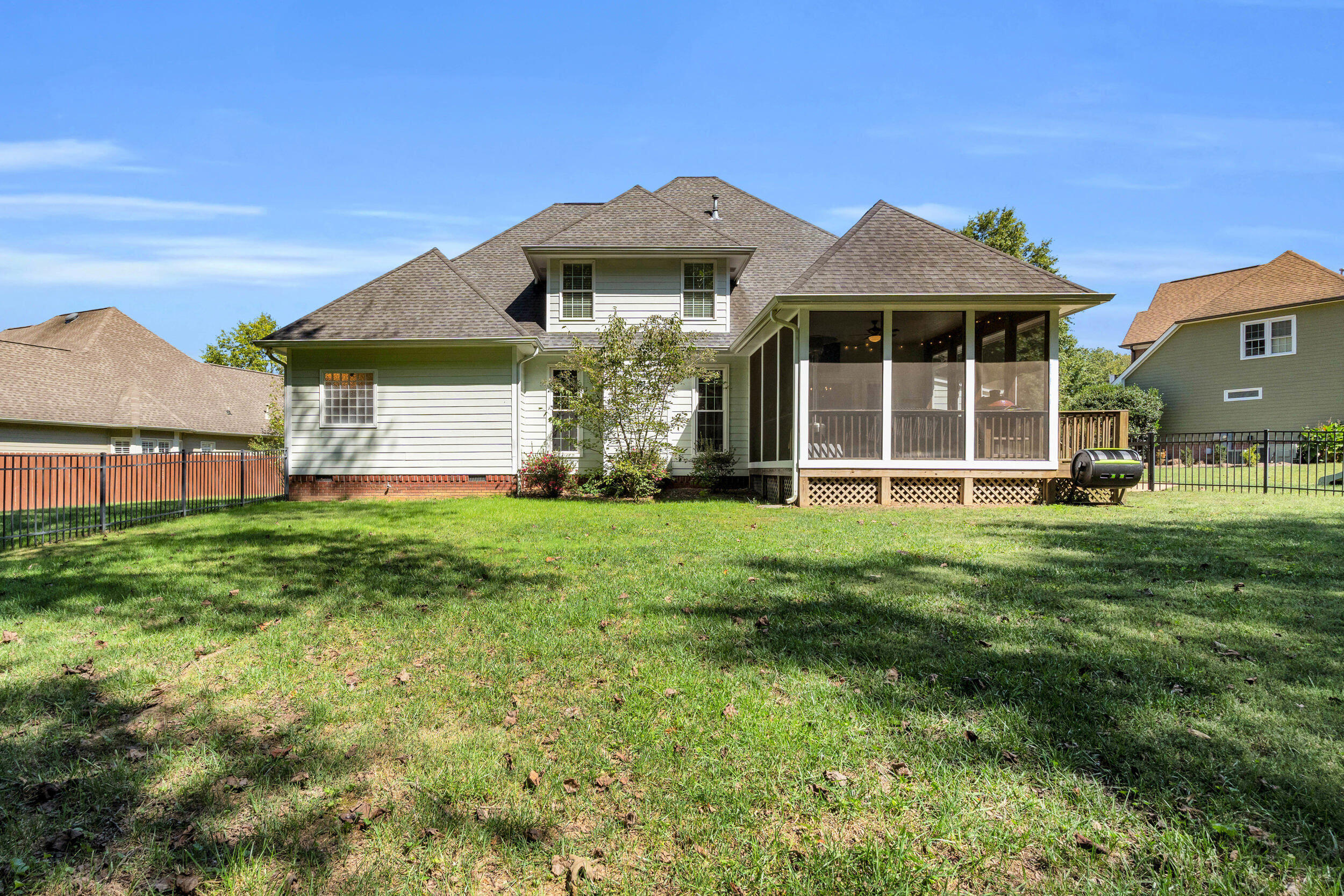 1977 Turnberry Circle