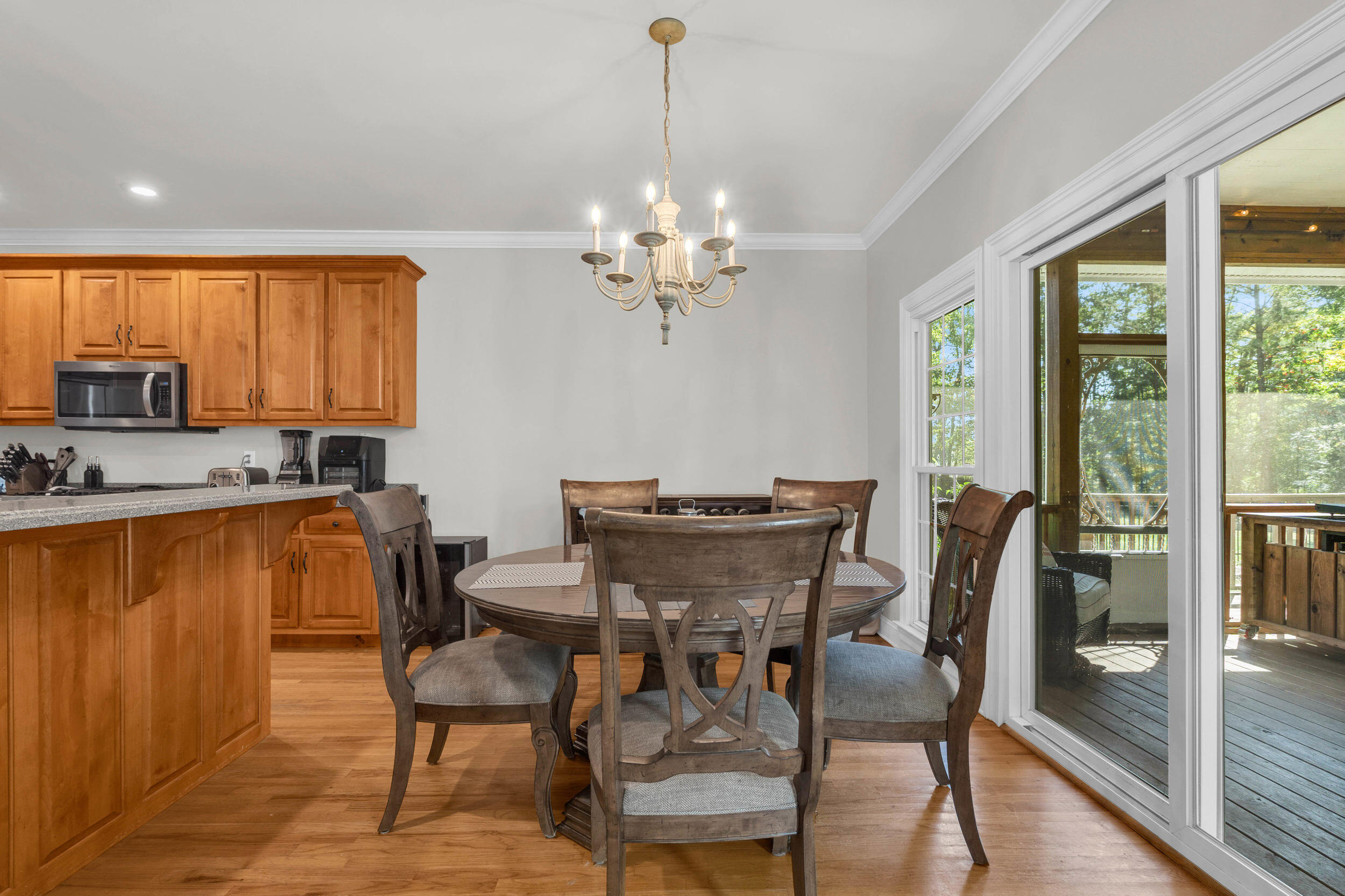 1977 Turnberry Circle