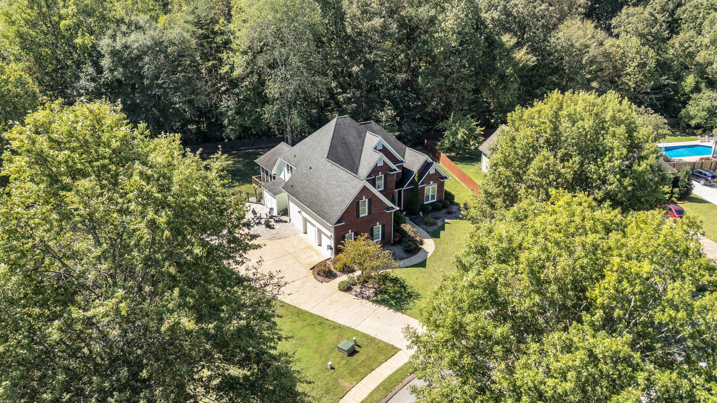1977 Turnberry Circle