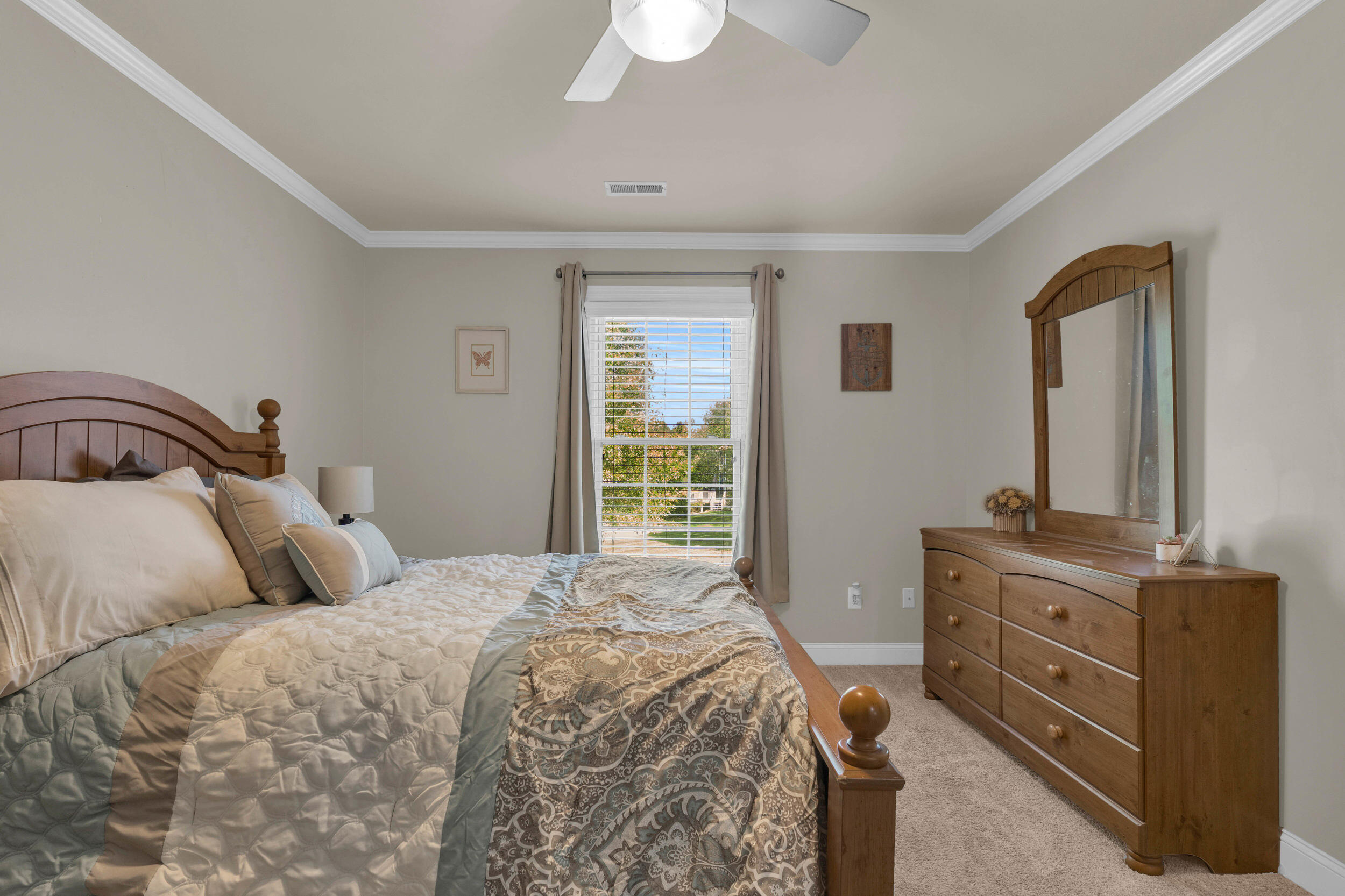 1977 Turnberry Circle