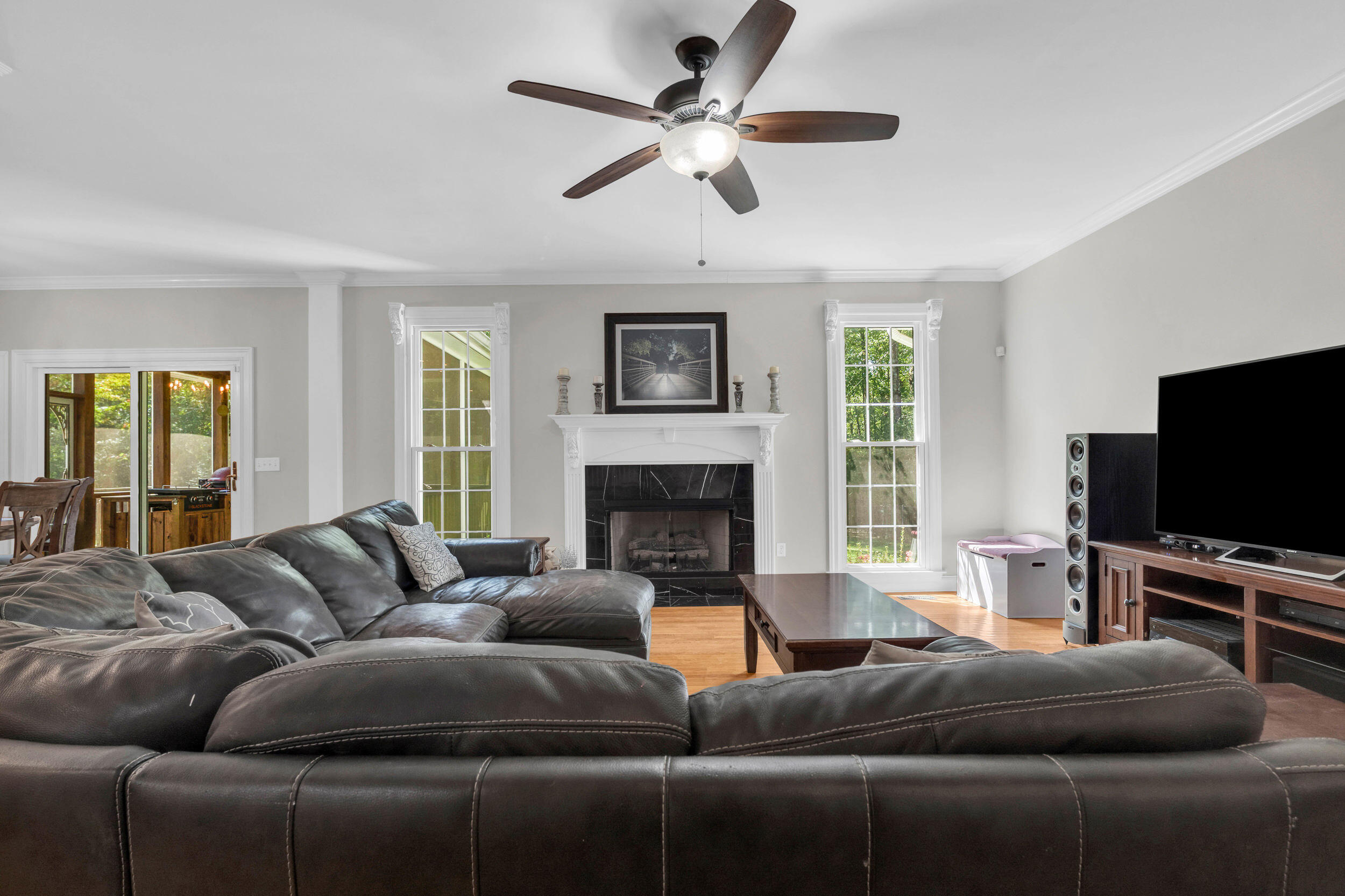 1977 Turnberry Circle