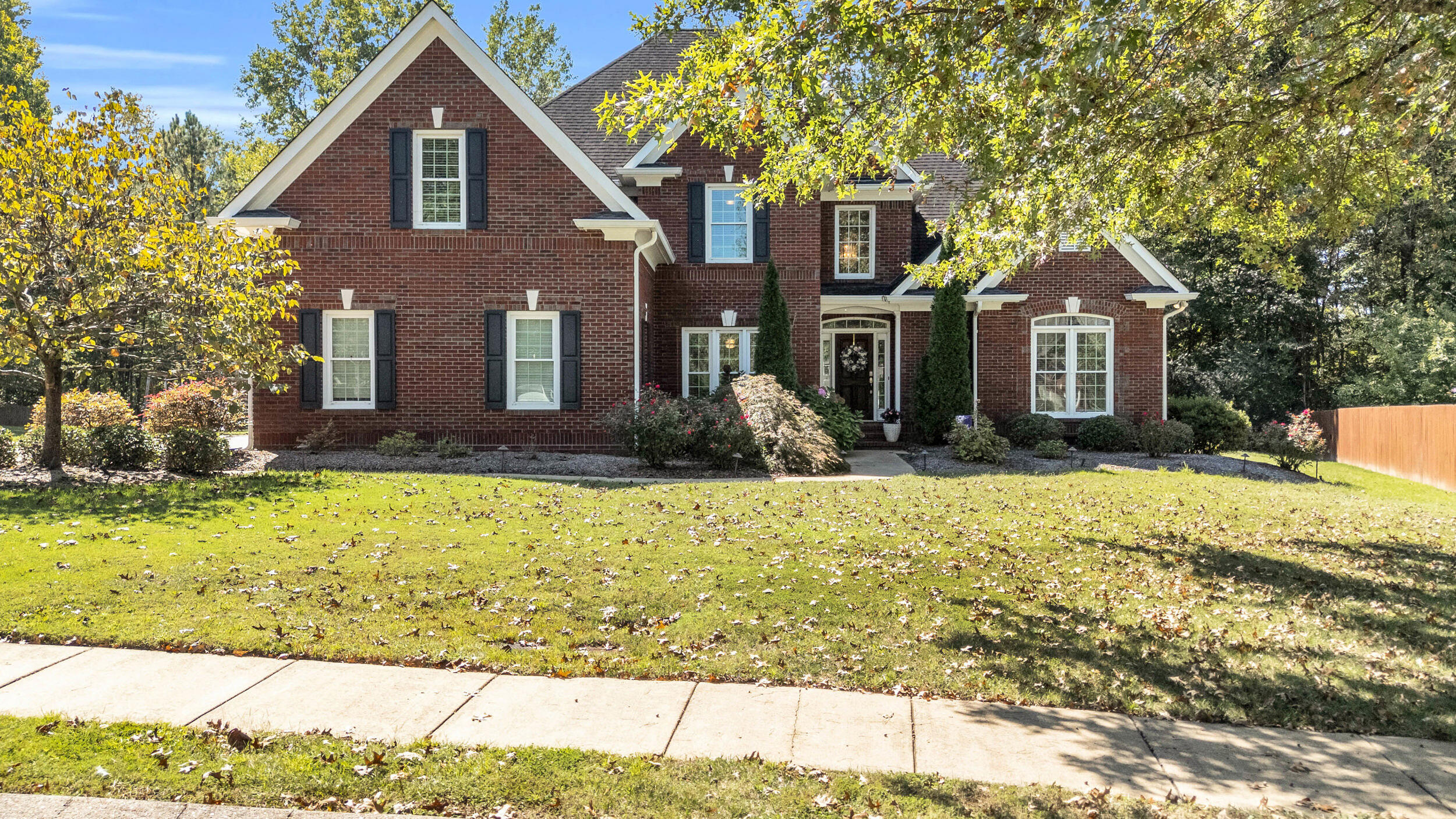 1977 Turnberry Circle