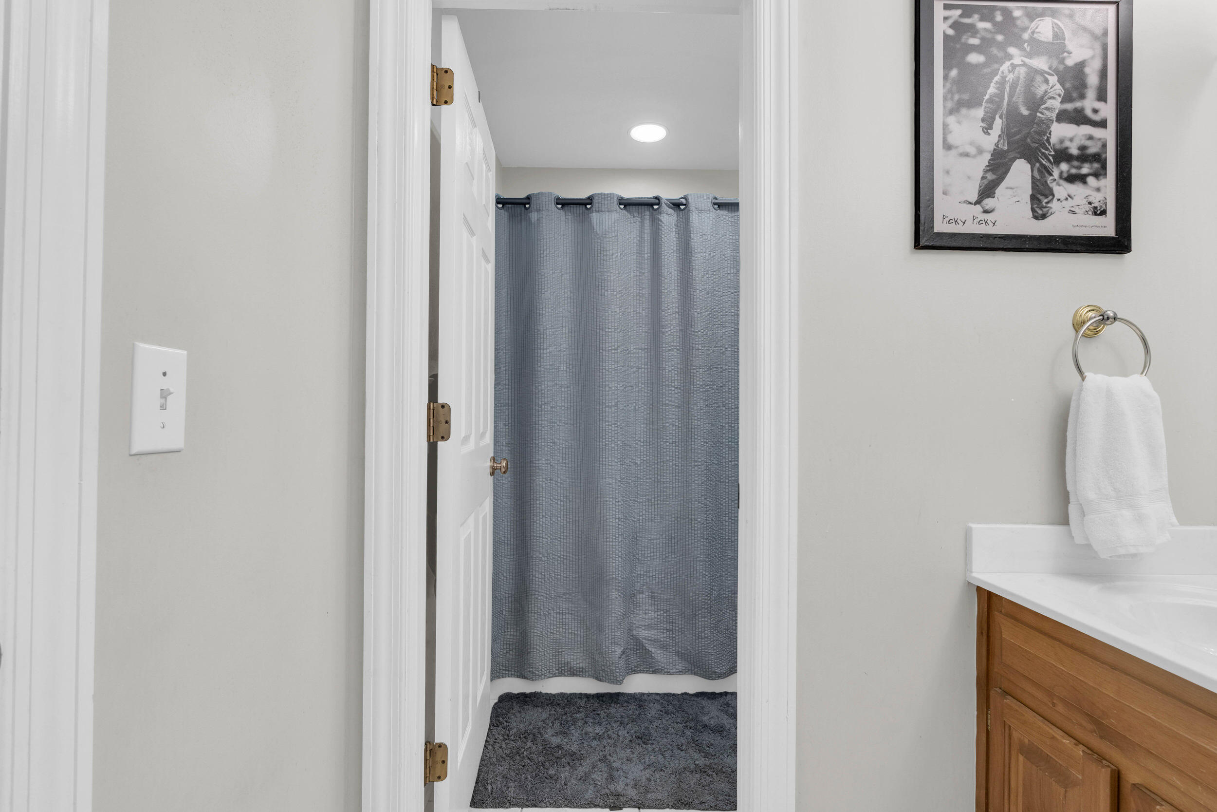 1977 Turnberry Circle