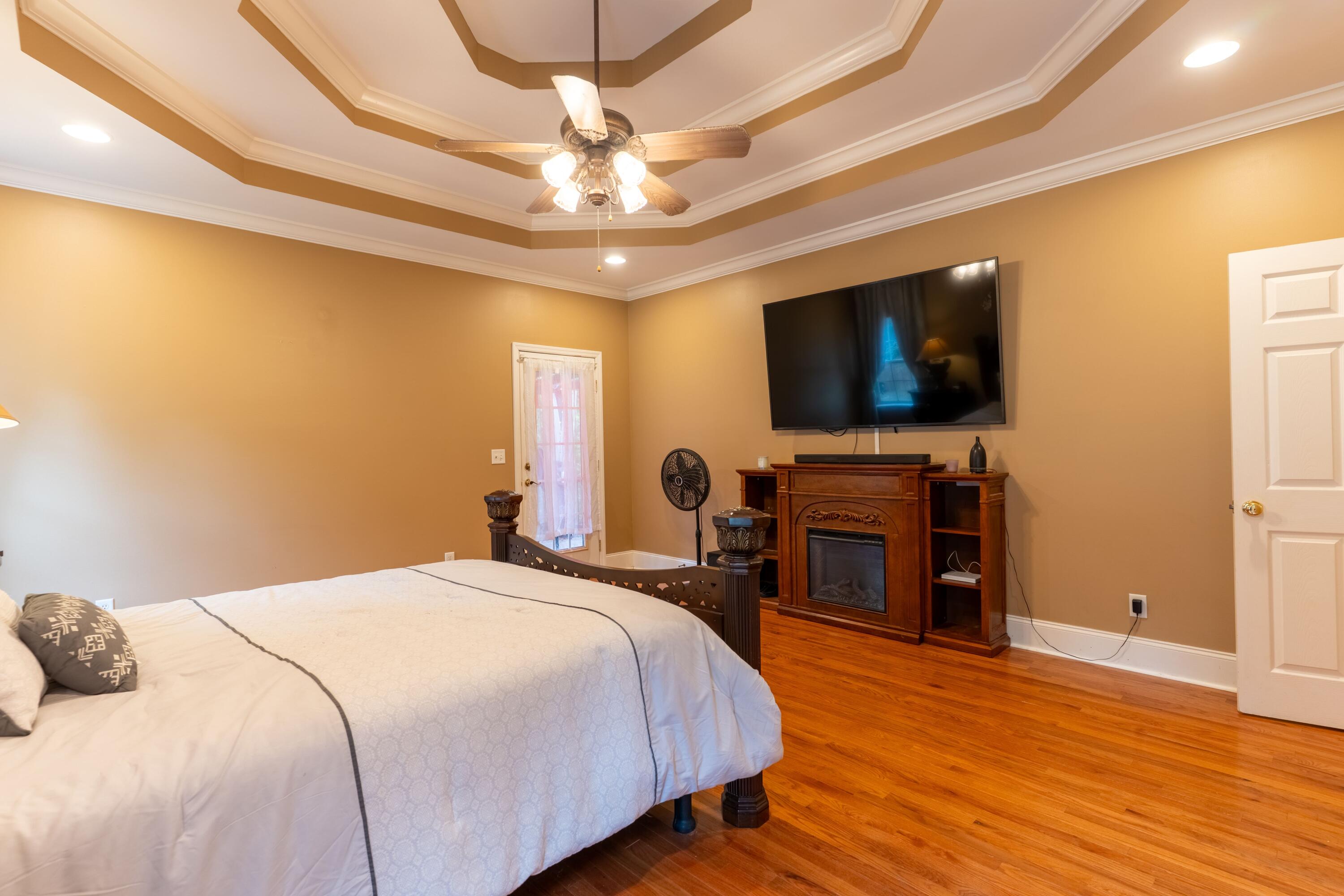 3114 Forest Shadows Drive