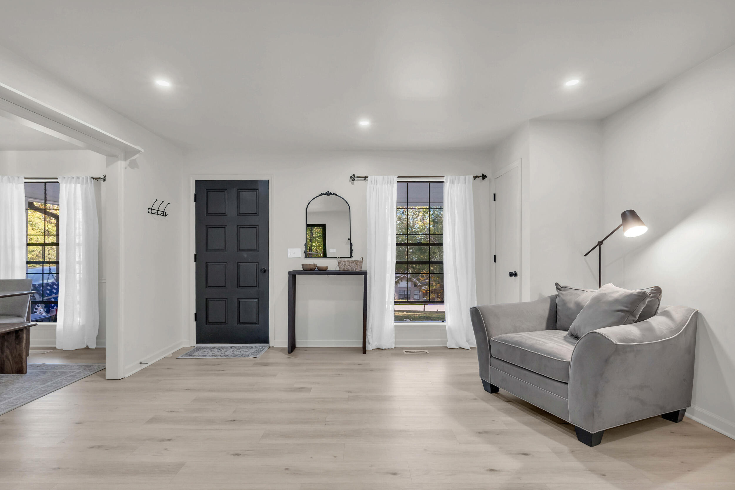 4405 Panorama Drive