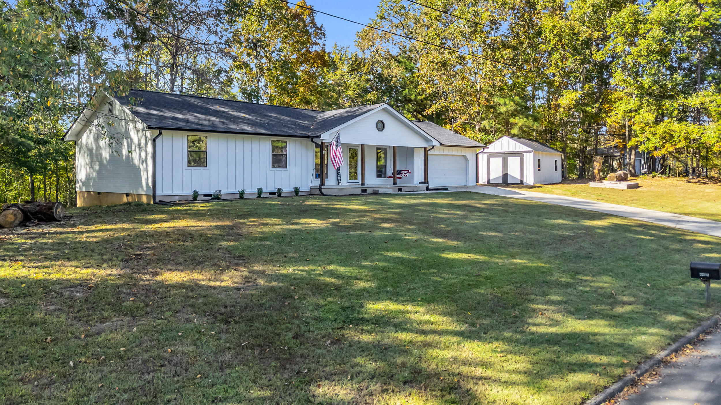 4405 Panorama Drive