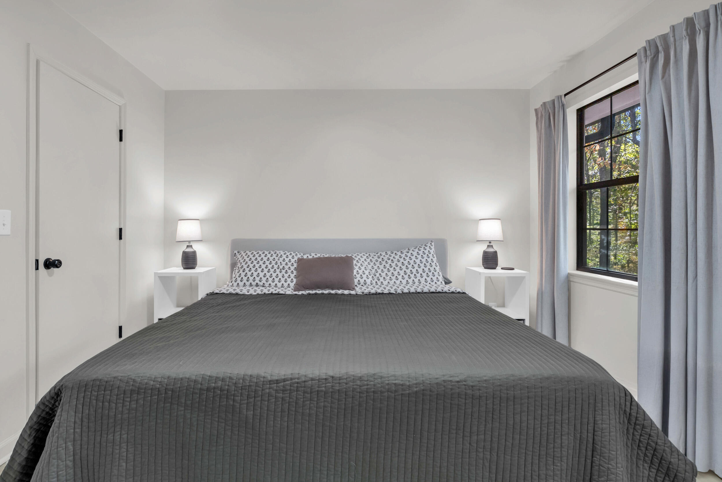 4405 Panorama Drive