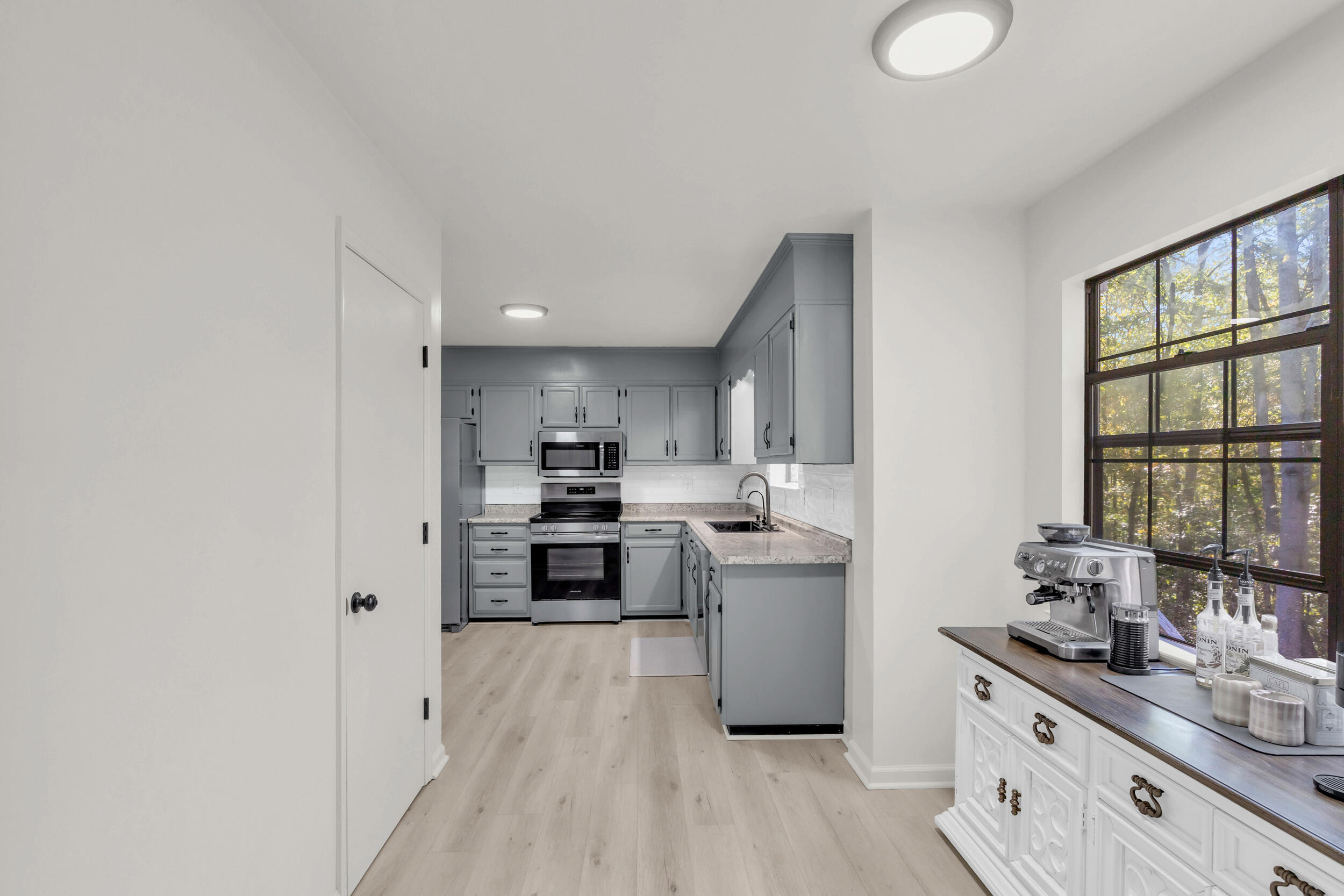 4405 Panorama Drive