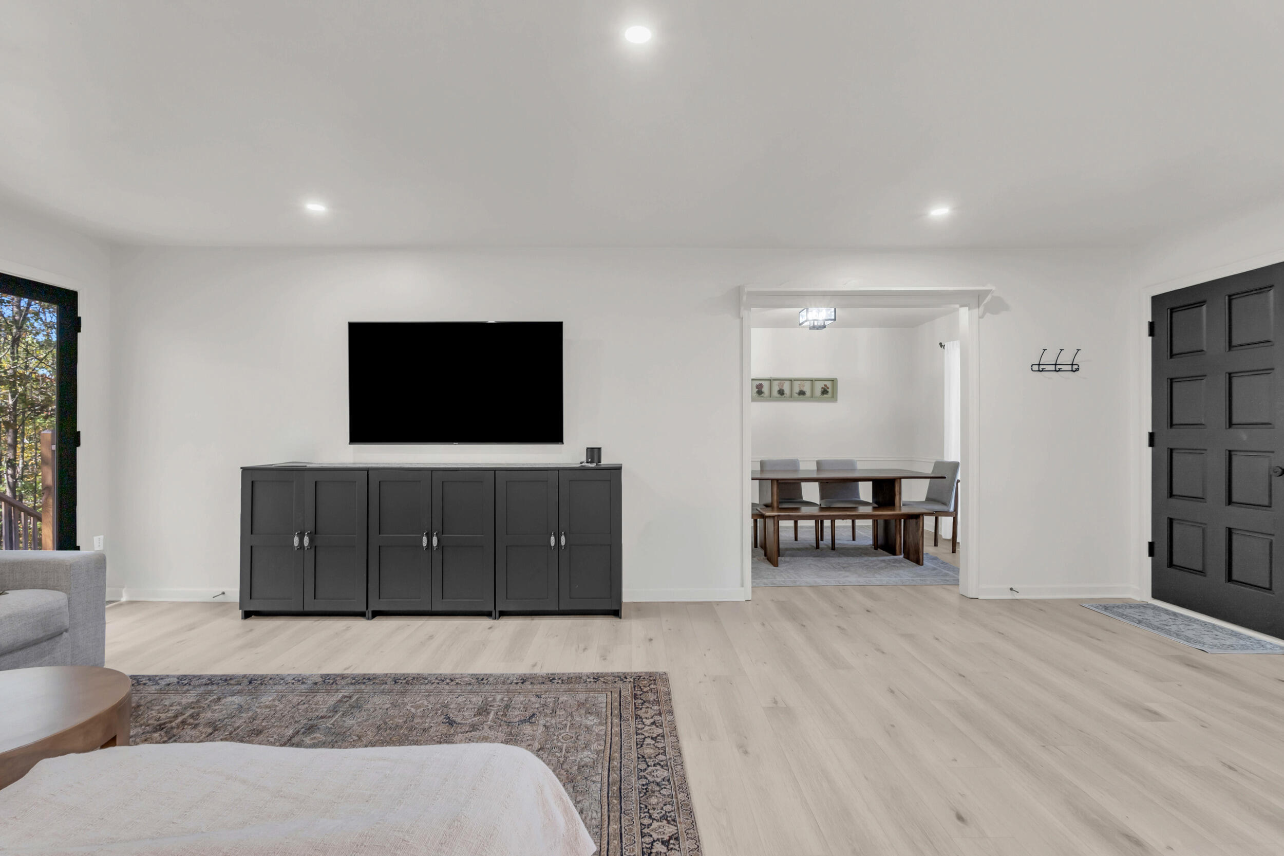 4405 Panorama Drive