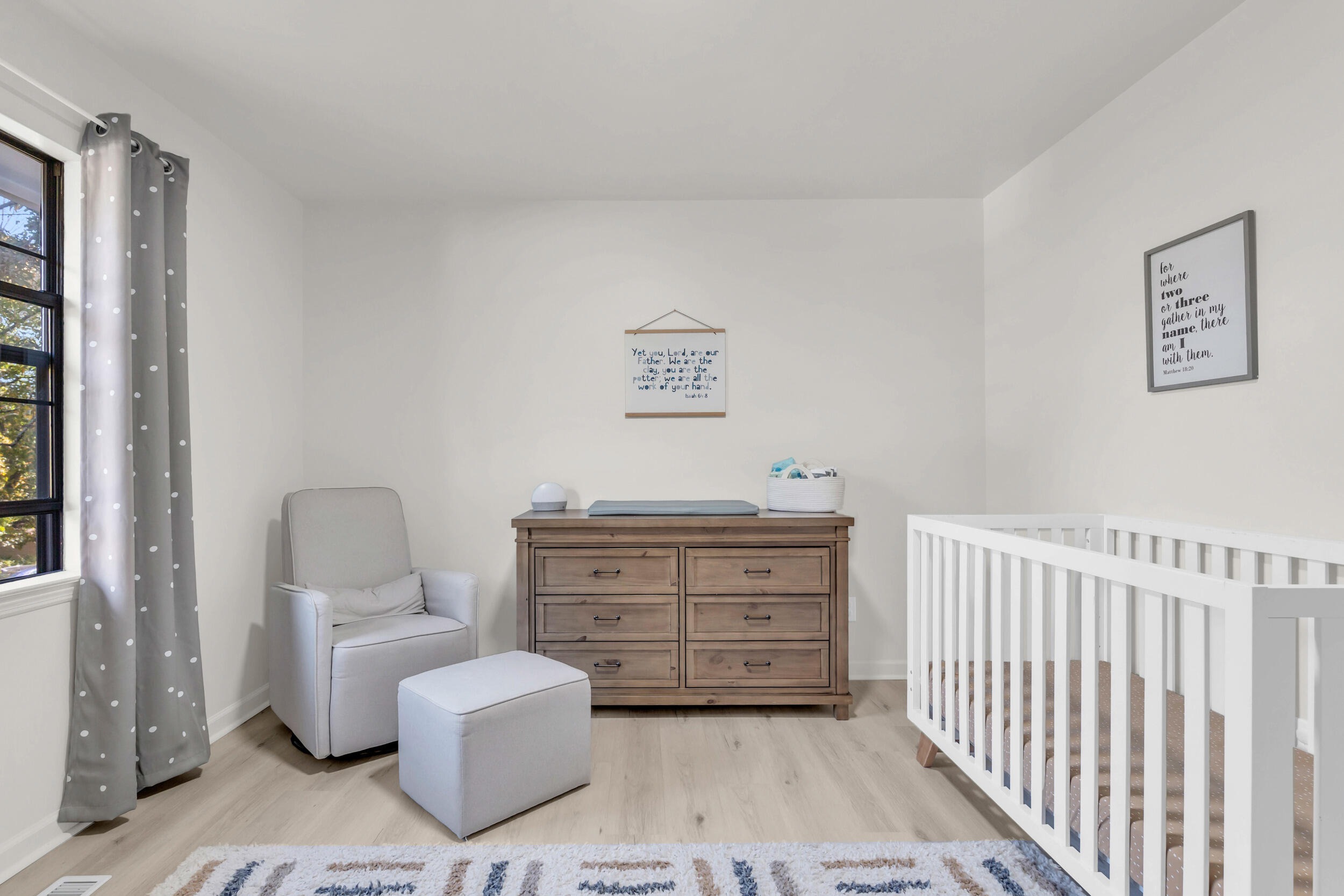 4405 Panorama Drive