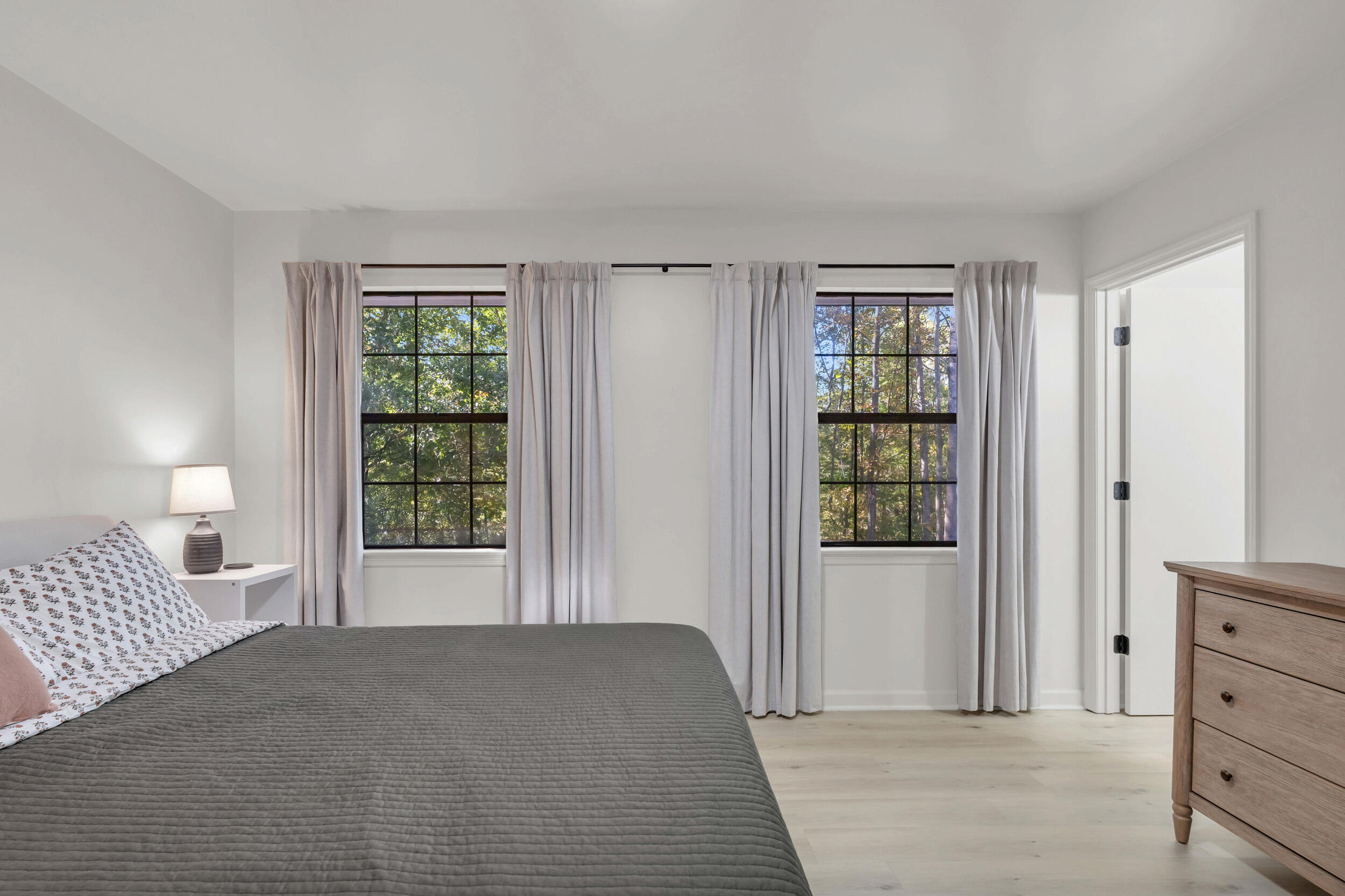 4405 Panorama Drive