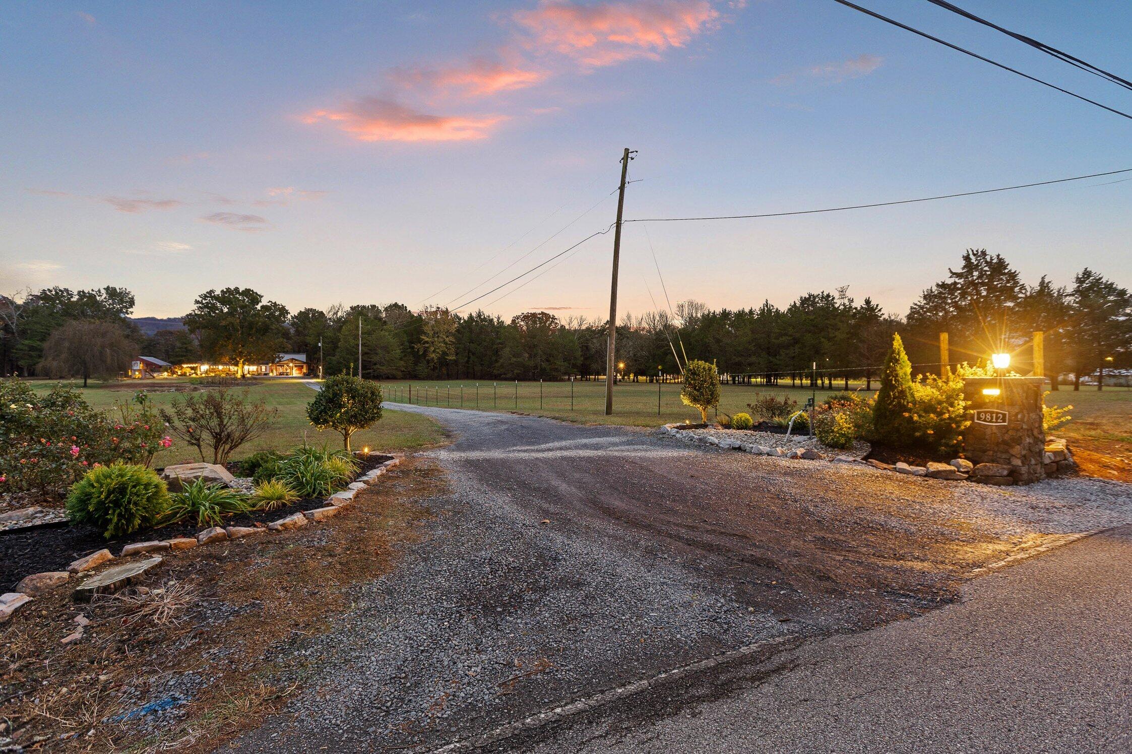 9812 Snow Hill Road