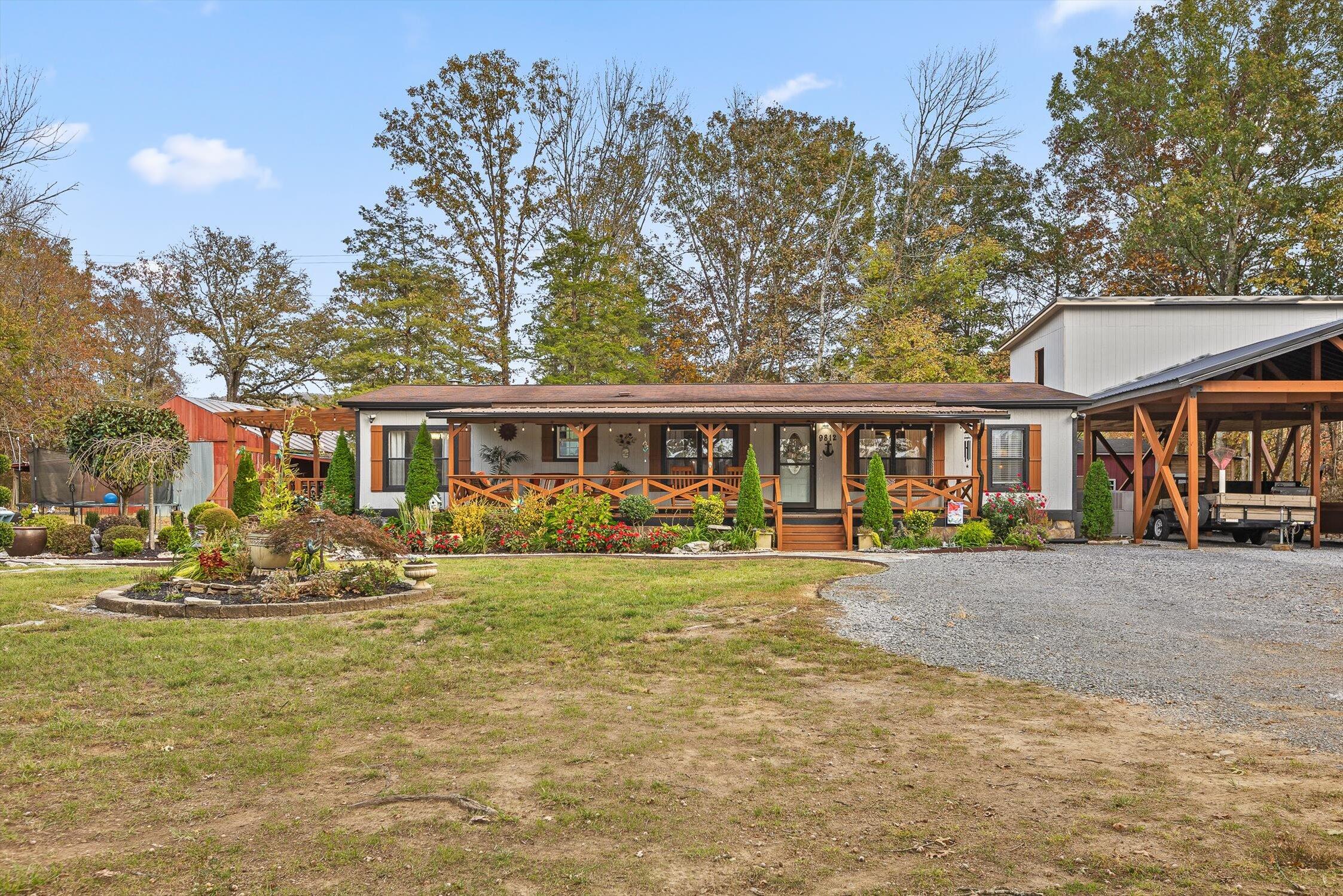 9812 Snow Hill Road