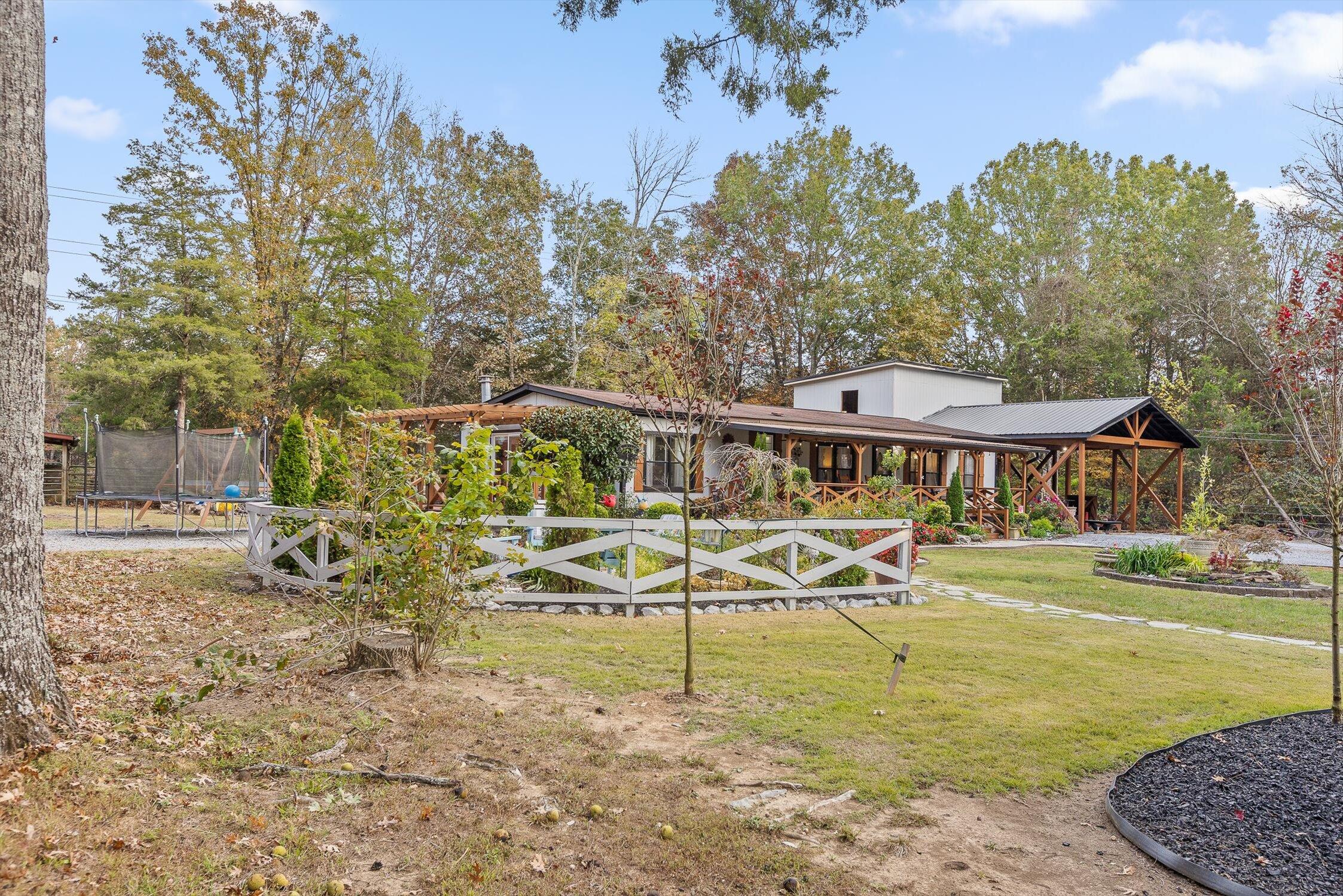 9812 Snow Hill Road