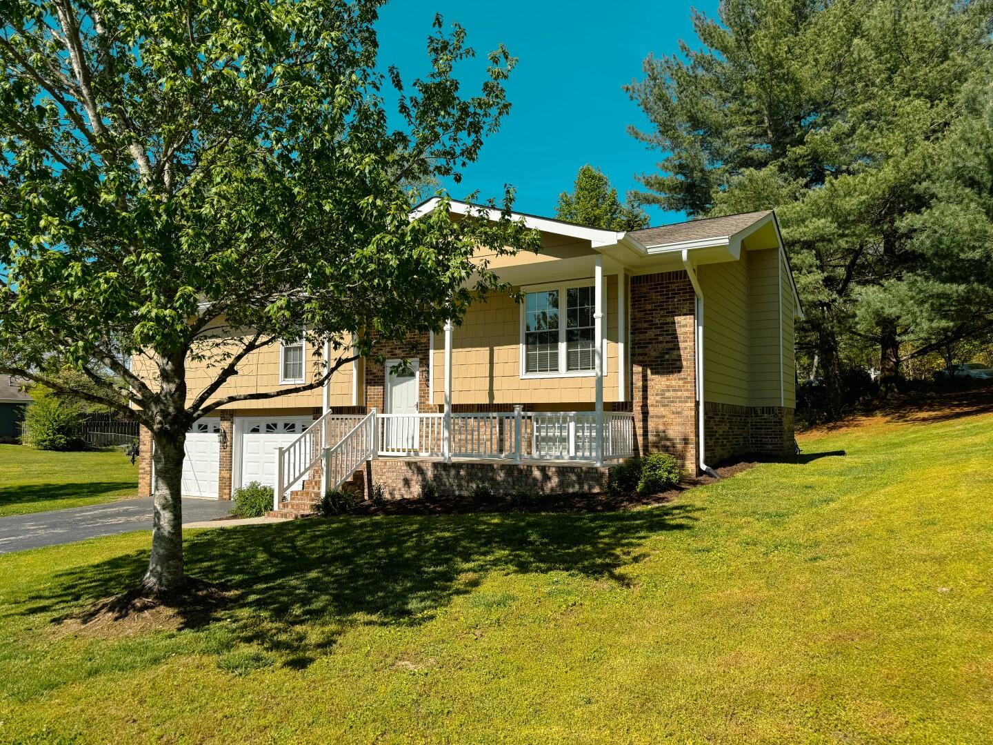 438 Sandalwood Drive