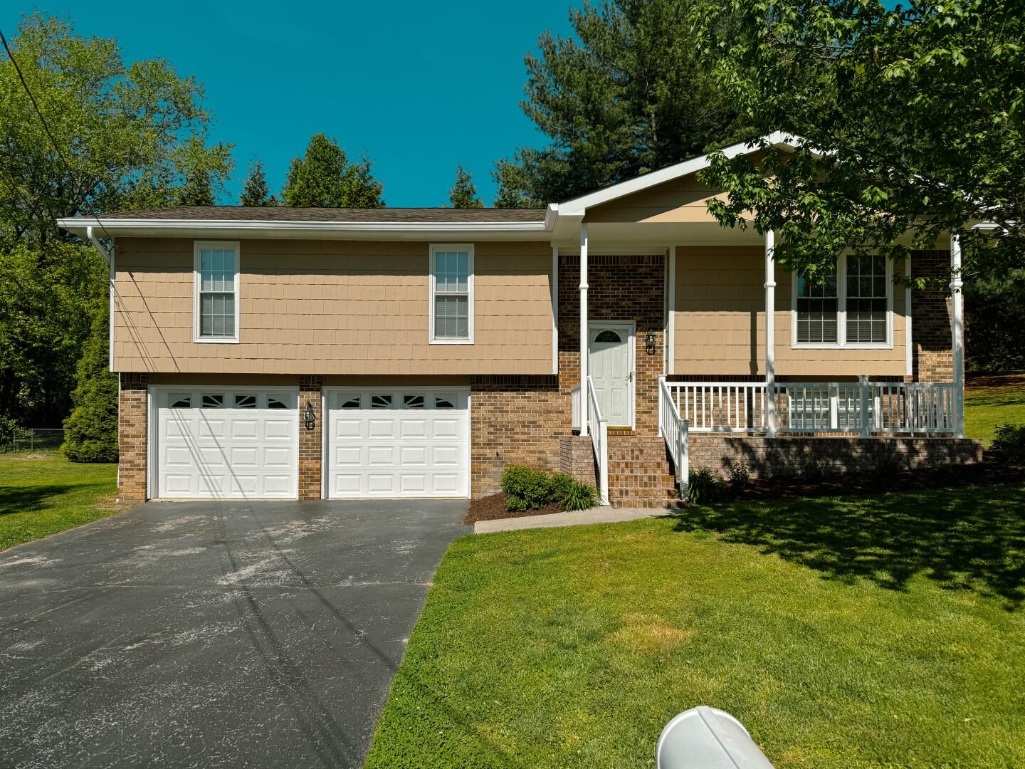 438 Sandalwood Drive