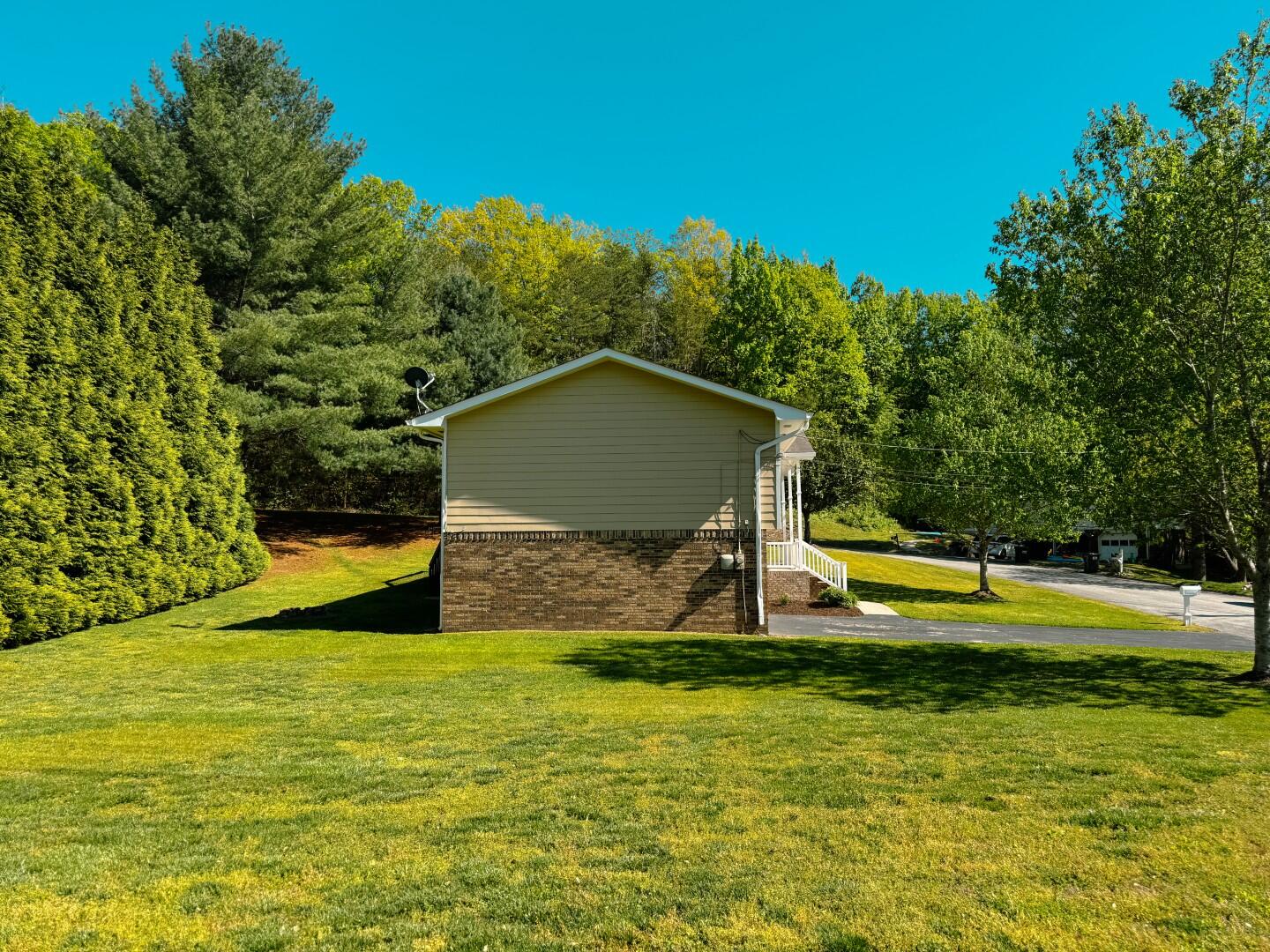 438 Sandalwood Drive