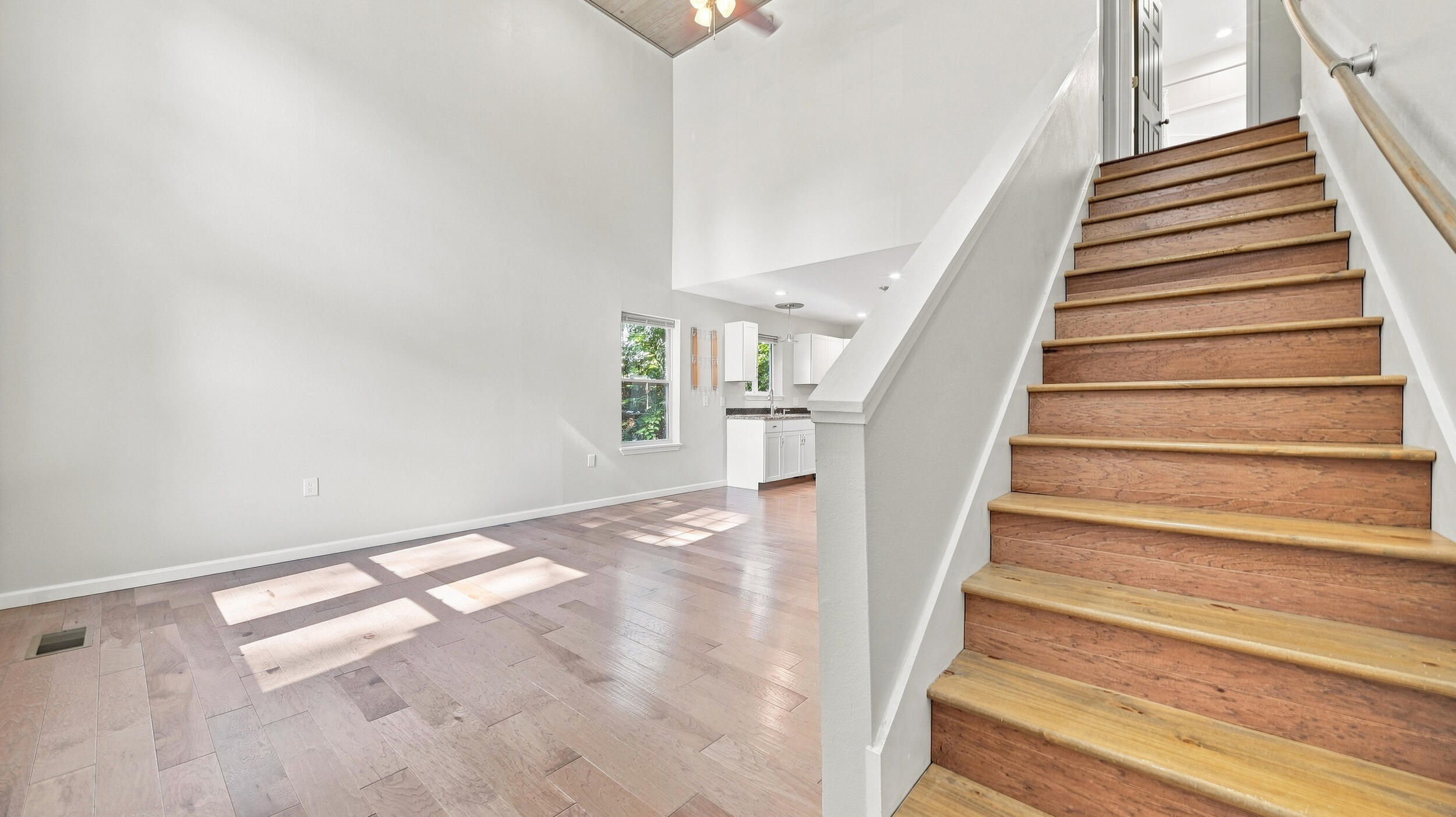443 Poplar Street
