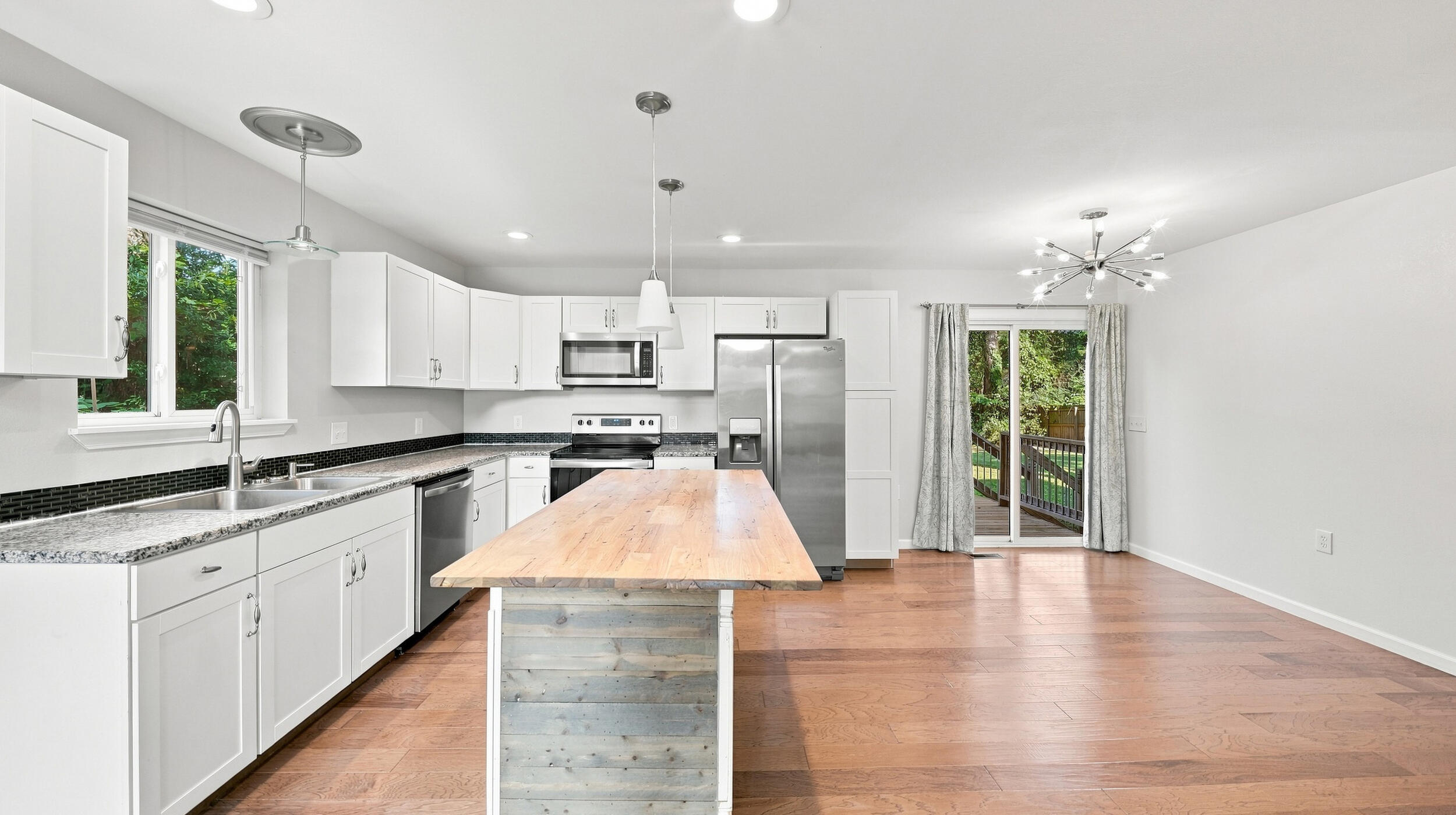 443 Poplar Street