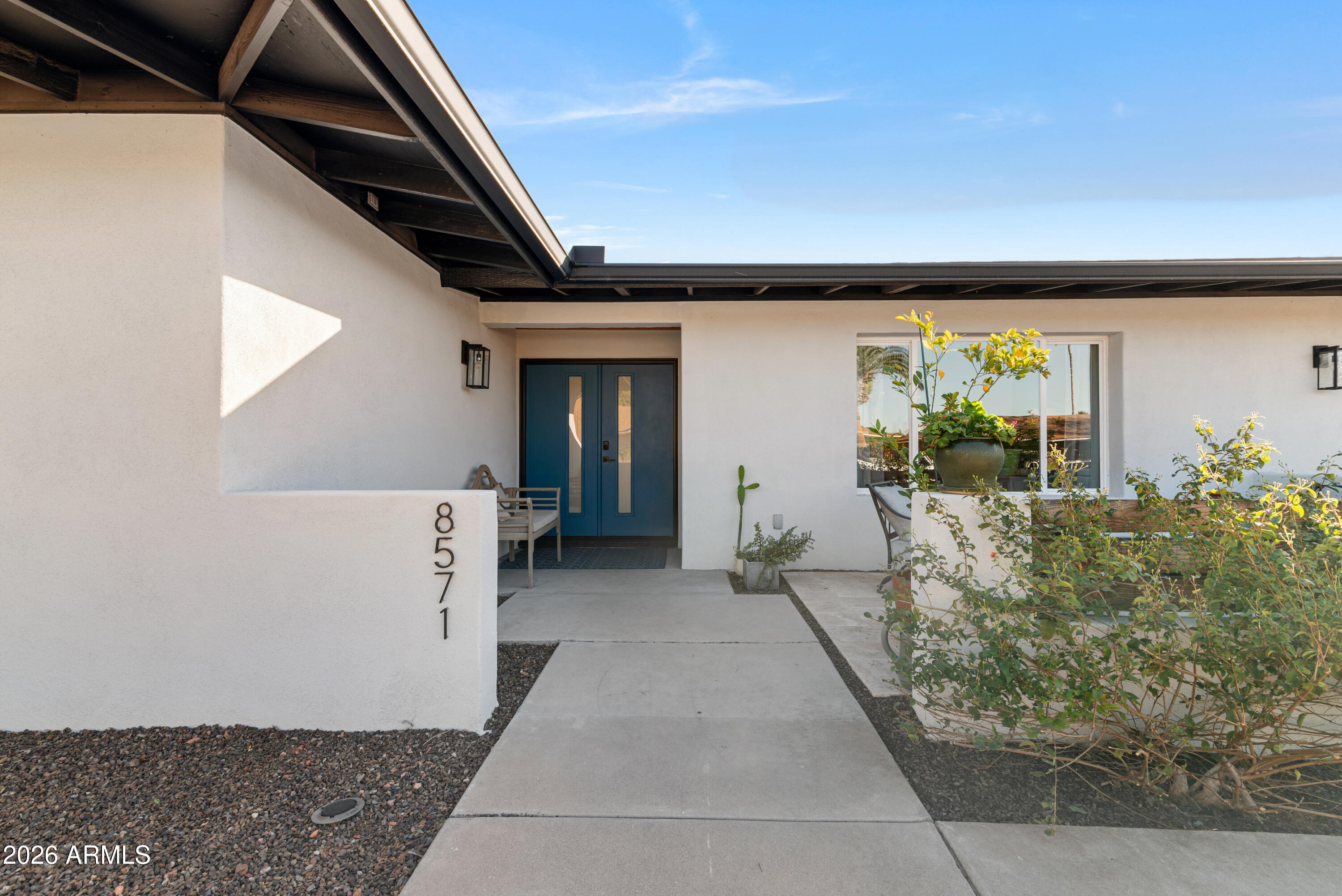 8571 E VIA DE ENCANTO