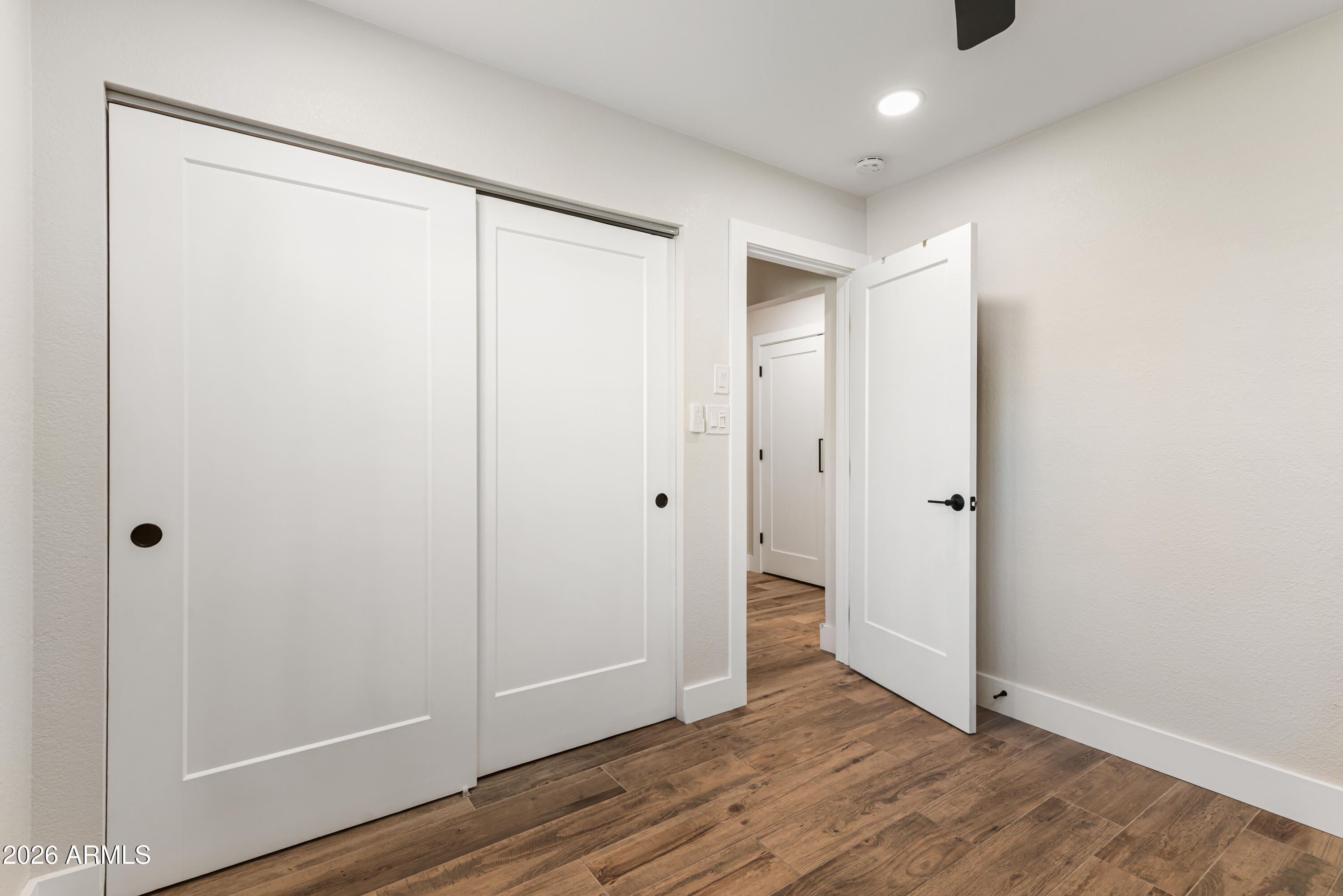 8787 E MOUNTAIN VIEW Road 1019