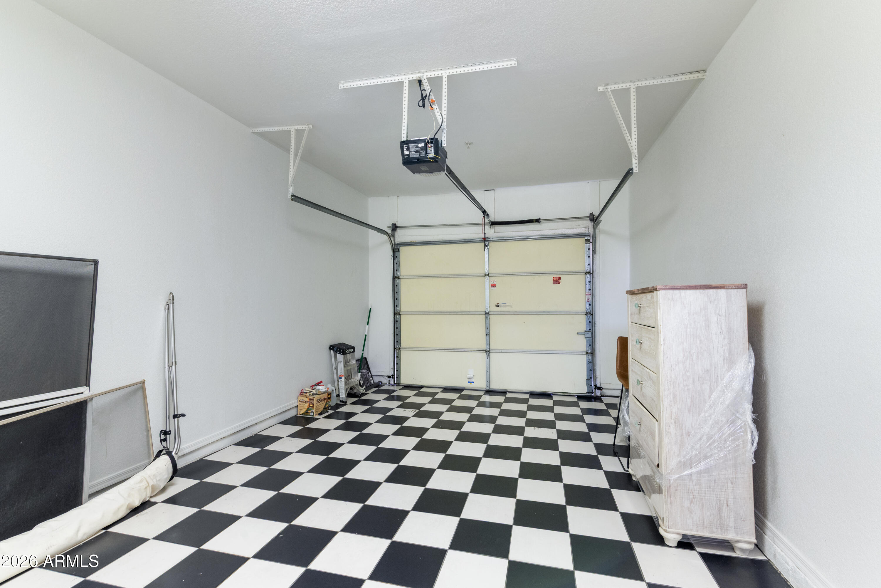 2992 N MILLER Road A212