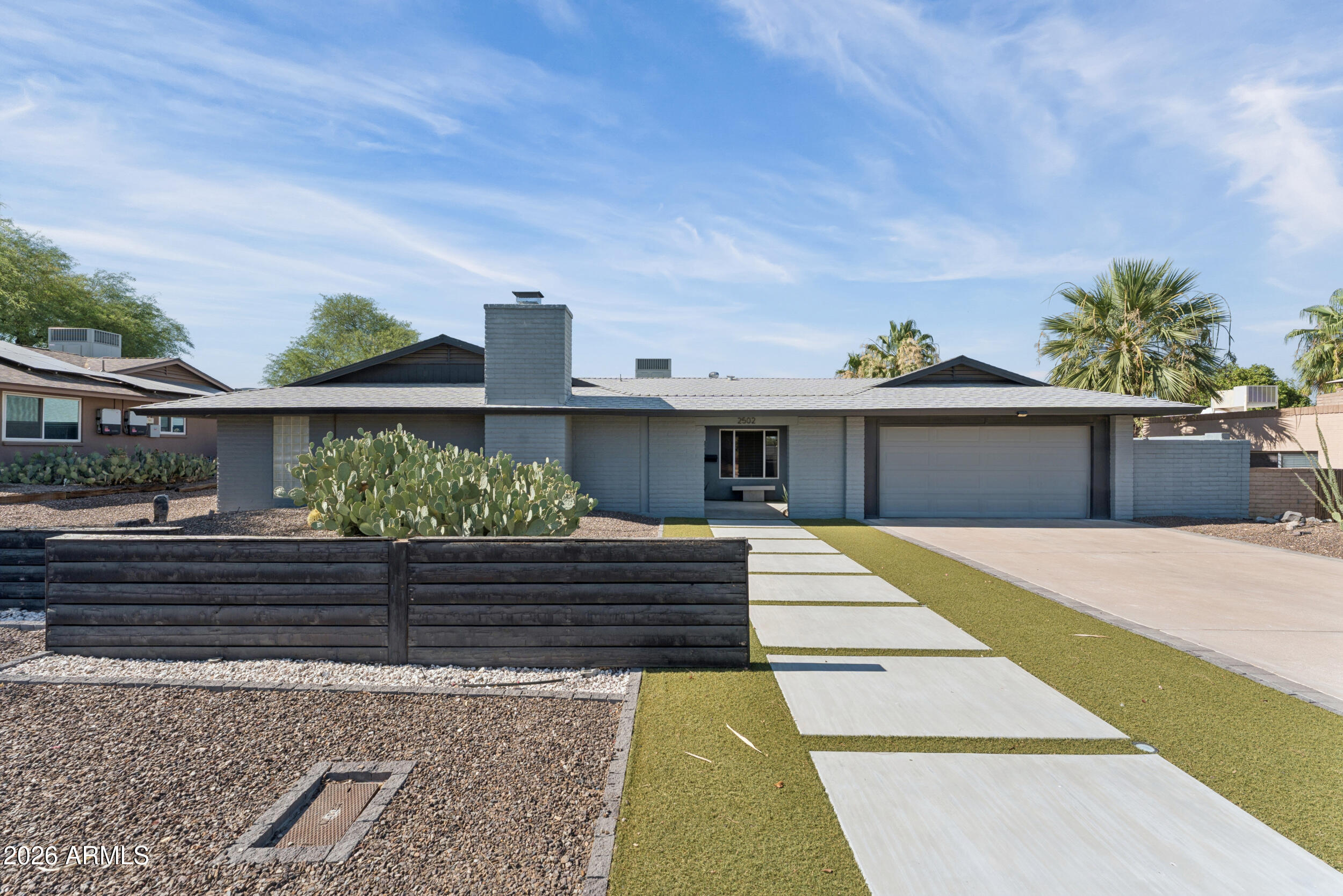 2502 E Beryl Avenue